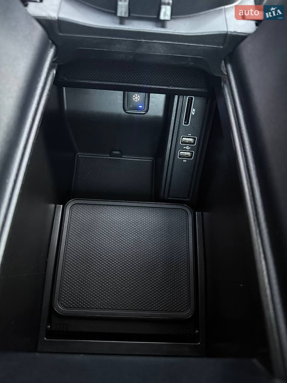 Mercedes-Benz V-Class 2018 VIN WDF44781313331414 фото оголошення 53 з 82
