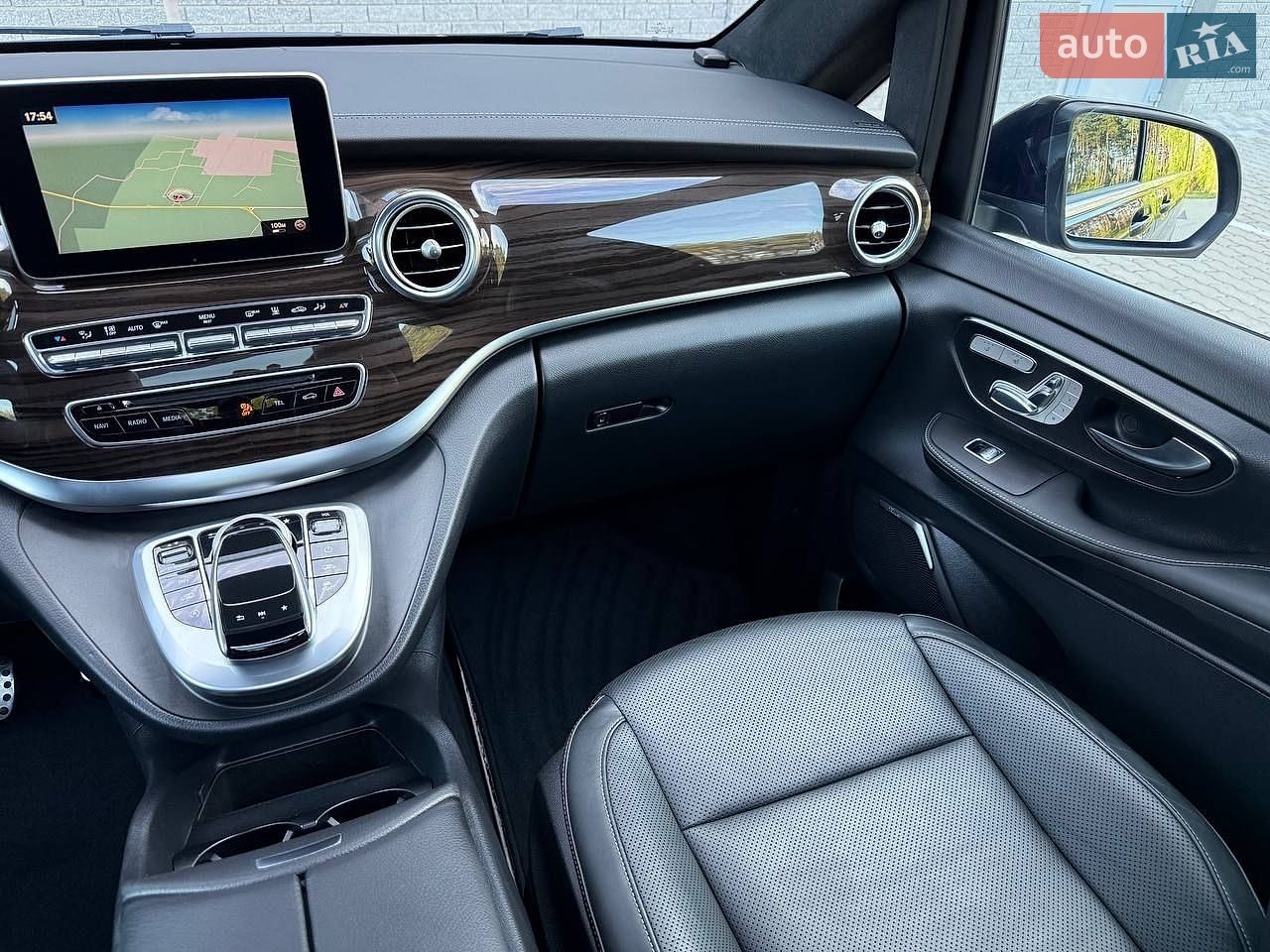 Mercedes-Benz V-Class 2018 VIN WDF44781313331414 фото оголошення 68 з 82