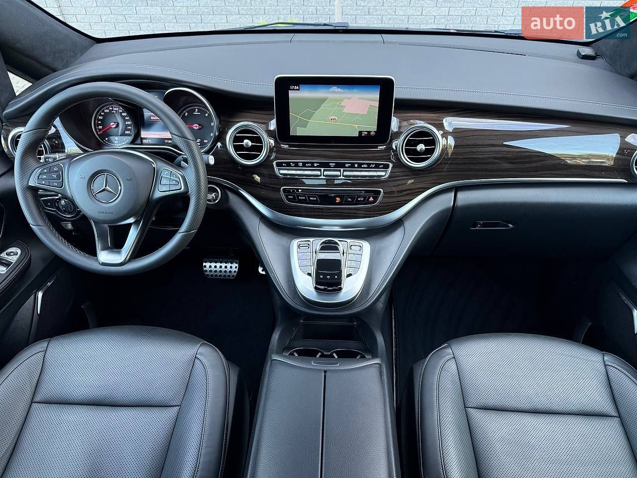 Mercedes-Benz V-Class 2018 VIN WDF44781313331414 фото оголошення 70 з 82