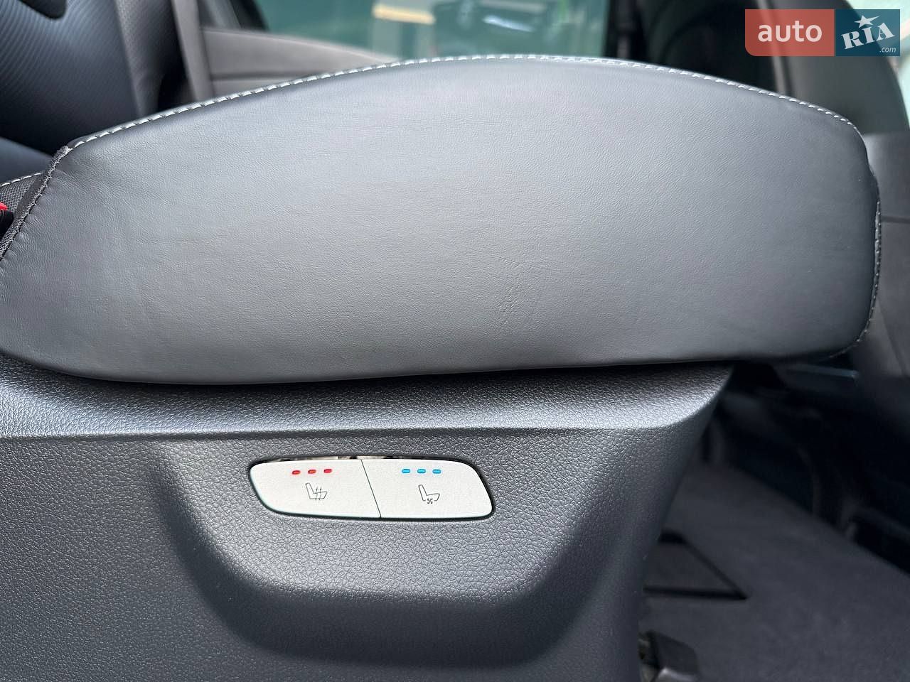 Mercedes-Benz V-Class 2018 VIN WDF44781313331414 фото оголошення 76 з 82