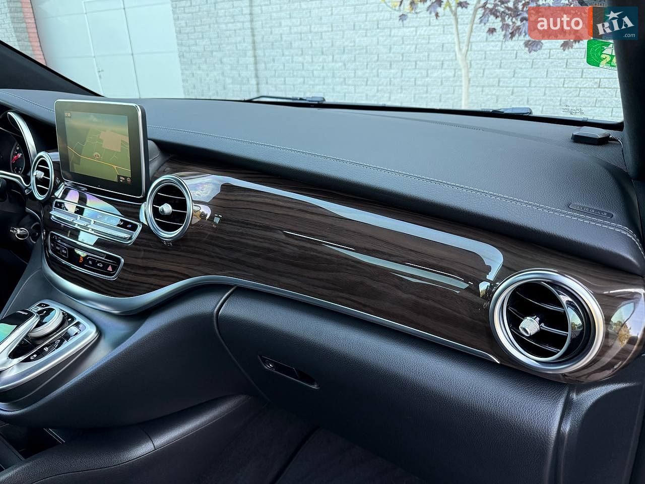 Mercedes-Benz V-Class 2018 VIN WDF44781313331414 фото оголошення 77 з 82