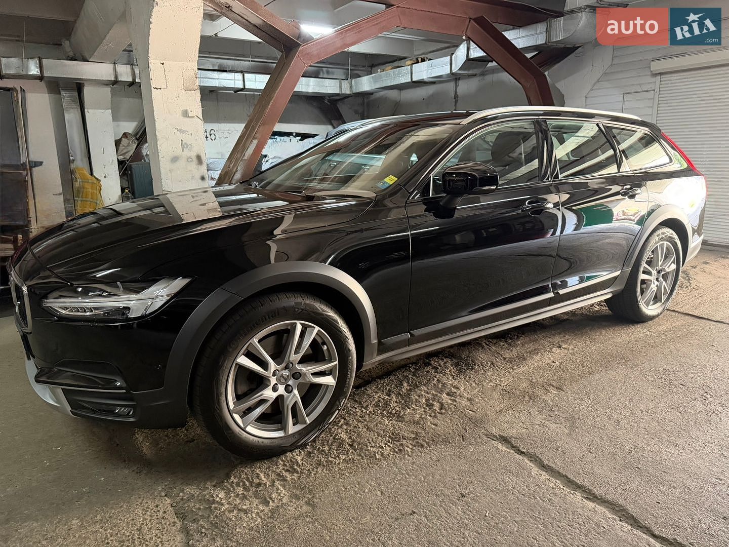 Volvo V90 Cross Country 2018 VIN YV1PZ25TCK1076503 фото оголошення 4 з 33