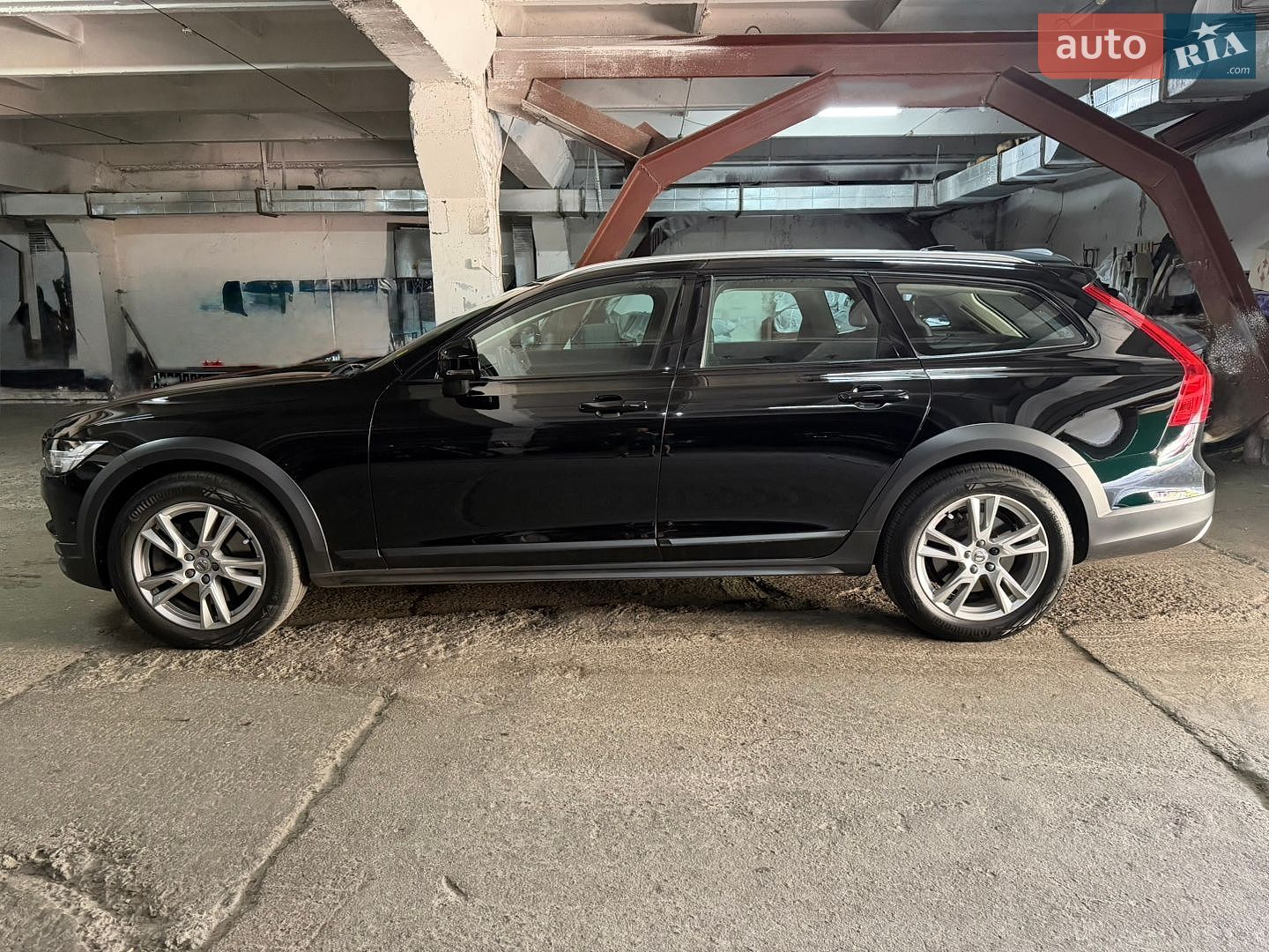 Volvo V90 Cross Country 2018 VIN YV1PZ25TCK1076503 фото оголошення 6 з 33