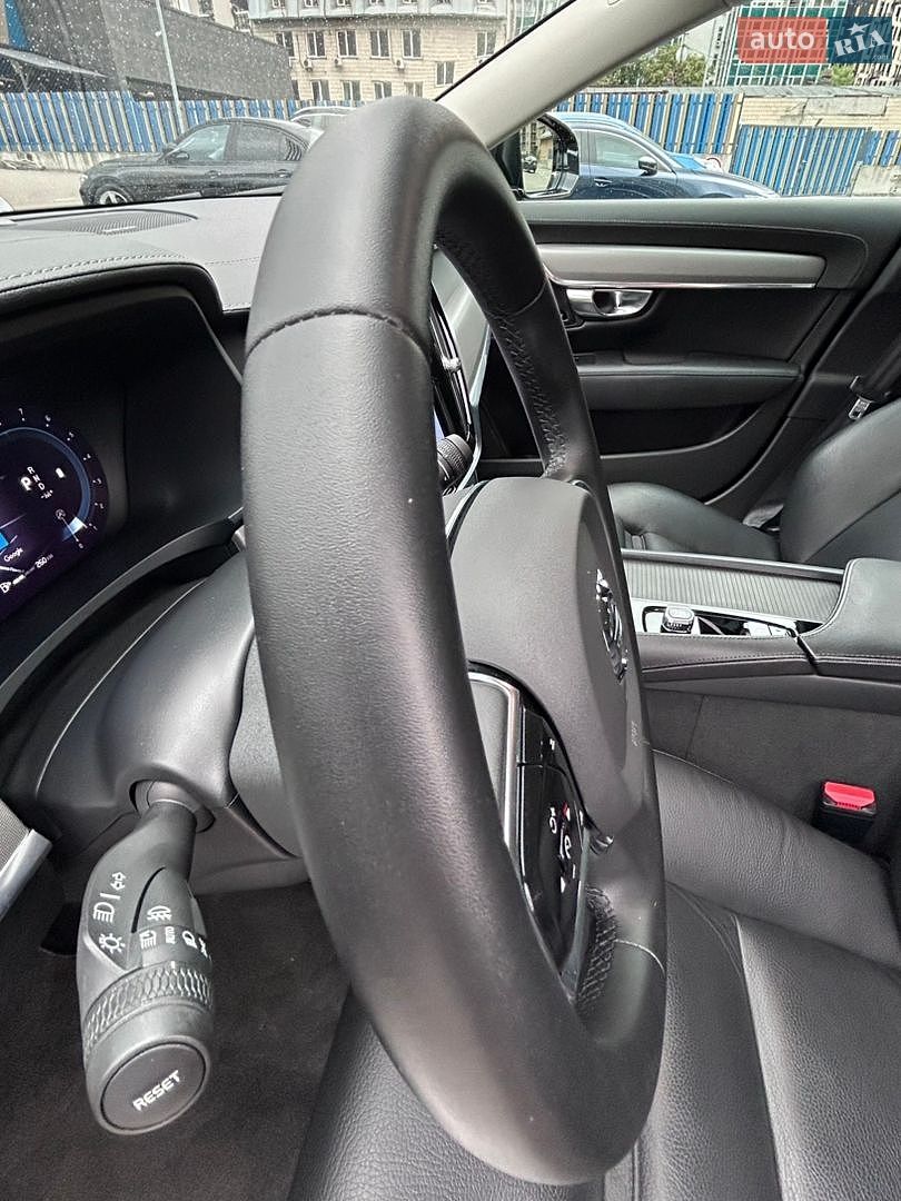 Volvo S90 2022 VIN LVYPSL1V1PP117858 фото оголошення 18 з 23