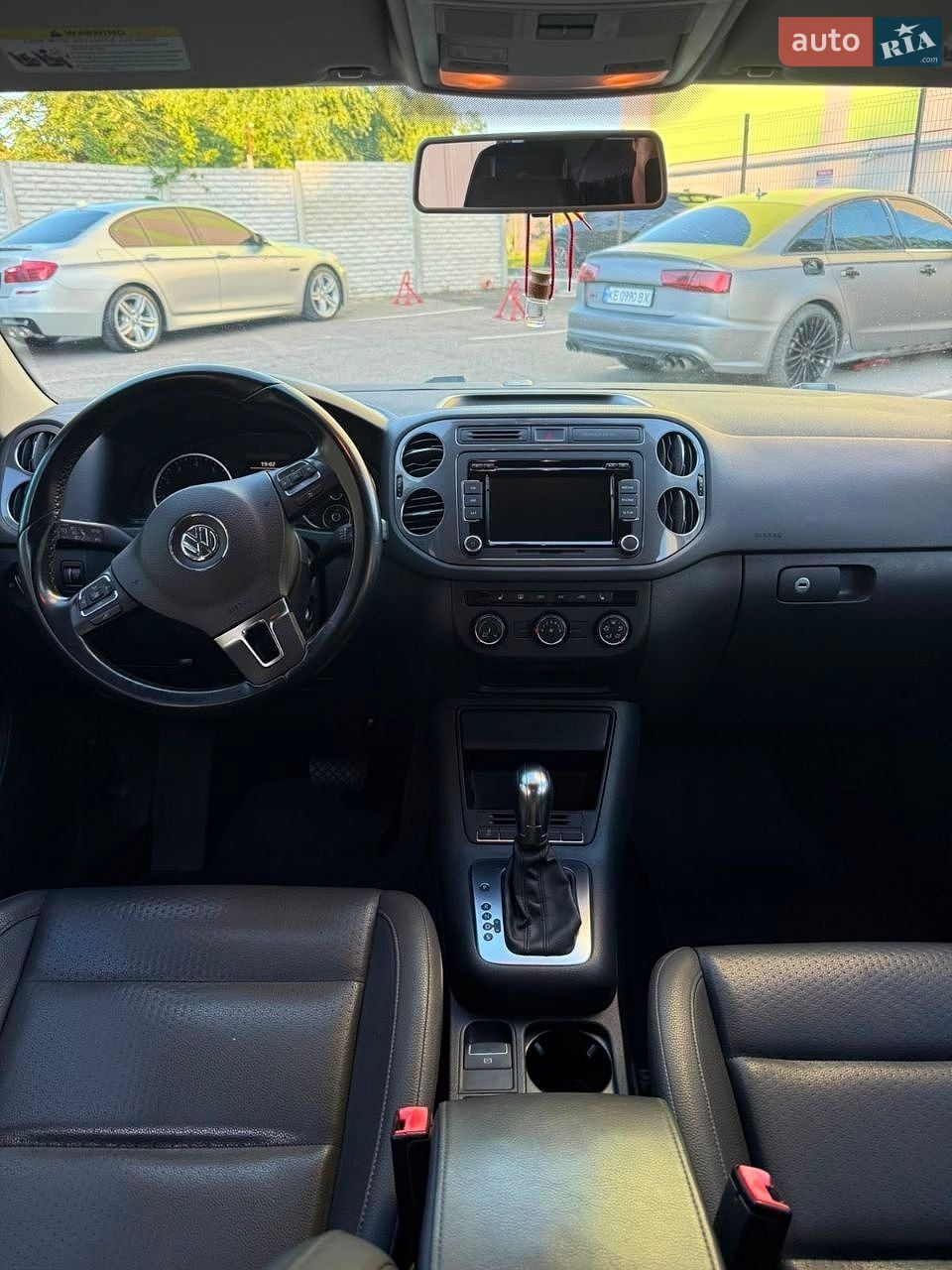 Volkswagen Tiguan 2013 VIN WVGAV3AXXDW579810 фото оголошення 9 з 16