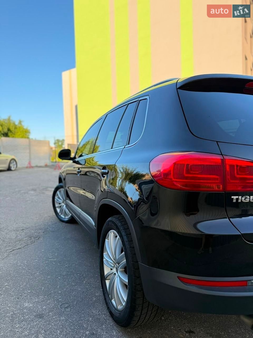 Volkswagen Tiguan 2013 VIN WVGAV3AXXDW579810 фото оголошення 10 з 16