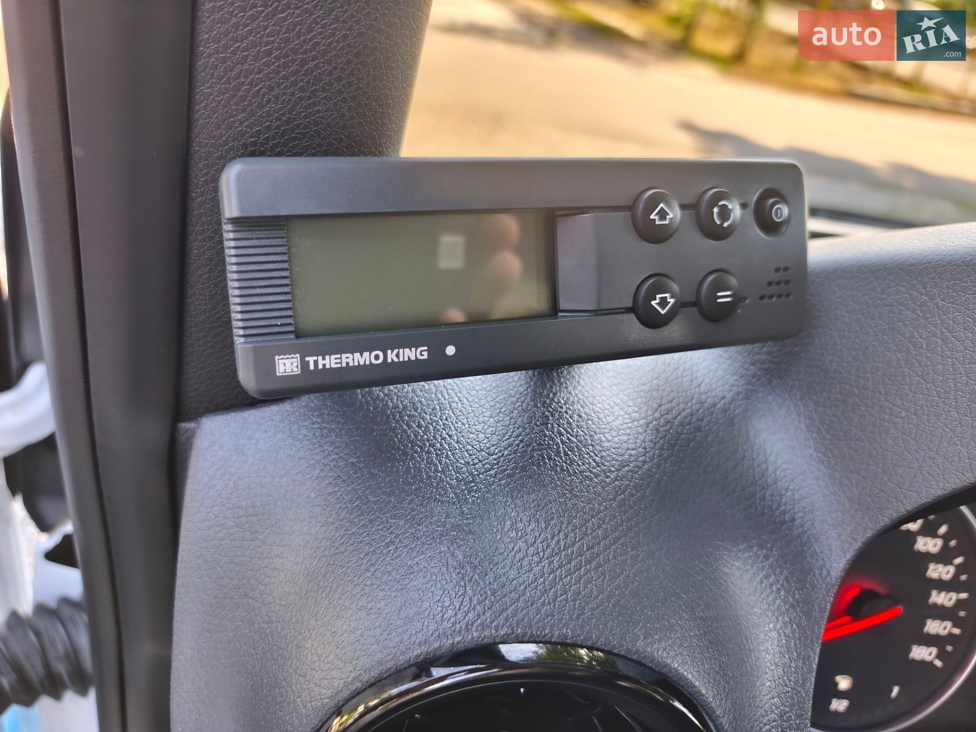 Mercedes-Benz Sprinter 2022 VIN W1V9076331P436411 фото оголошення 10 з 12
