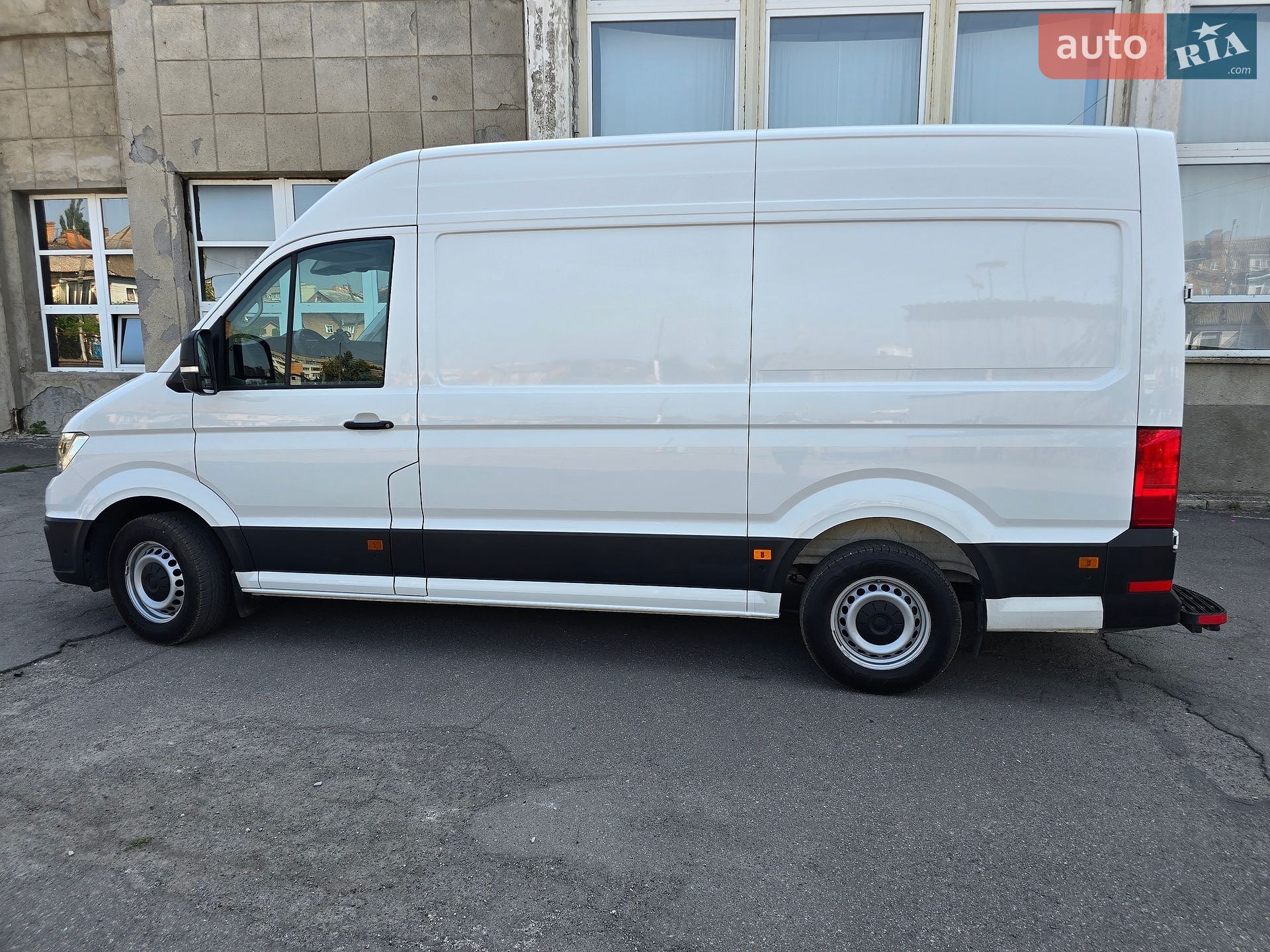 Volkswagen Crafter 2021 VIN WV1ZZZSYZM9059640 фото оголошення 12 з 68
