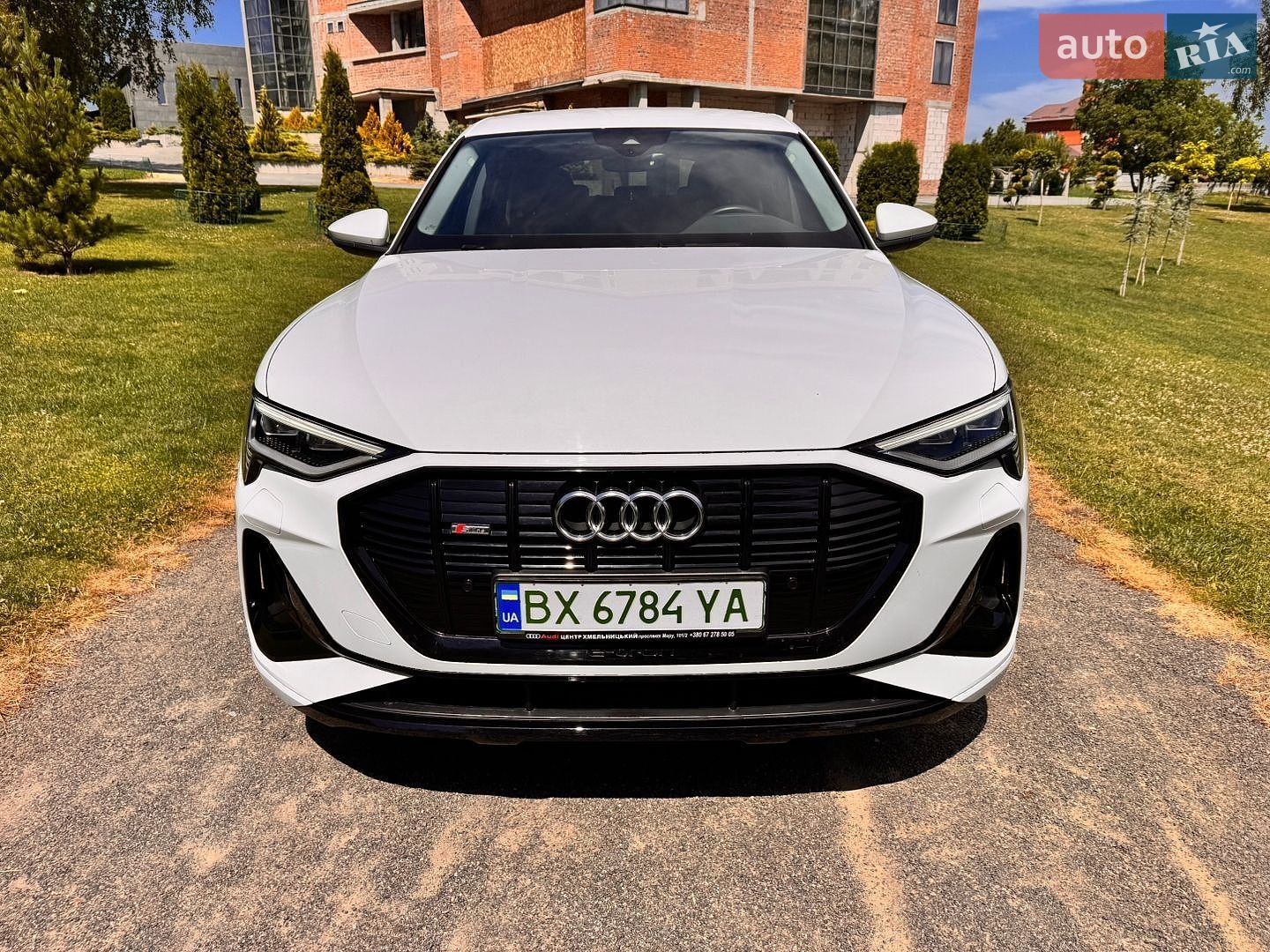 Audi e-tron 2022 VIN WAUZZZGE7NB034187 фото оголошення 8 з 66