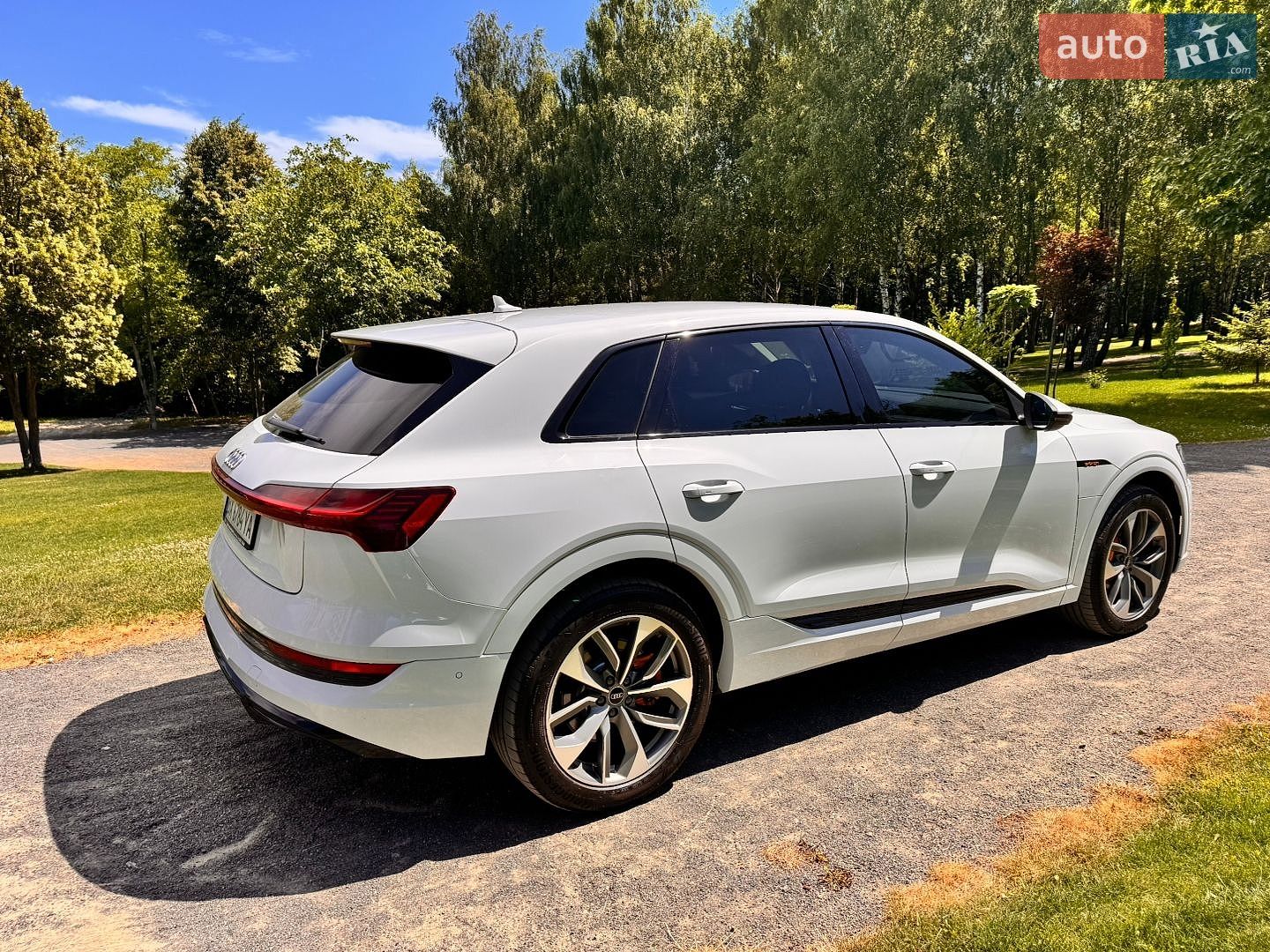 Audi e-tron 2022 VIN WAUZZZGE7NB034187 фото оголошення 13 з 66