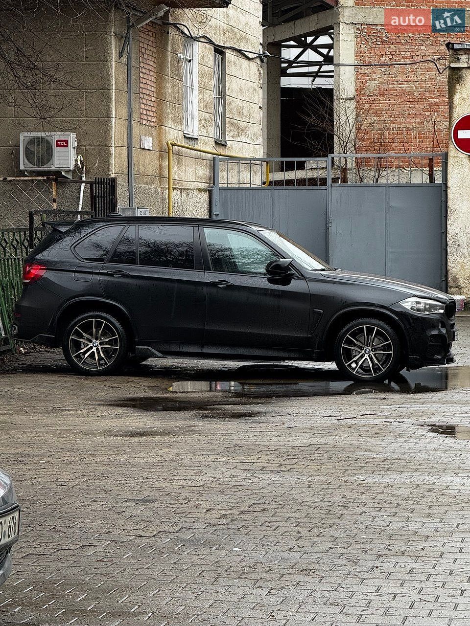 BMW X5 2015 VIN WBAKS410700H69720 фото оголошення 3 з 9