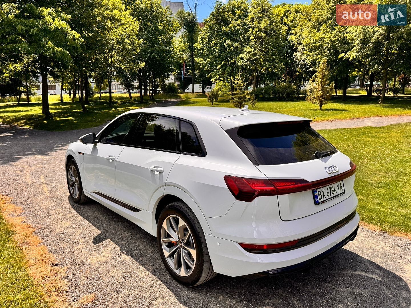 Audi e-tron 2022 VIN WAUZZZGE7NB034187 фото оголошення 17 з 66