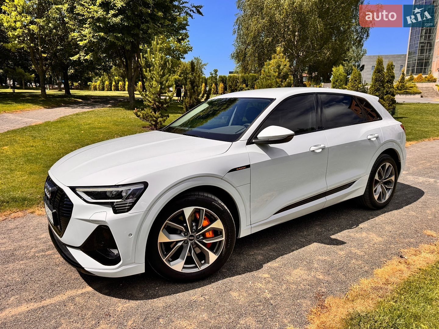 Audi e-tron 2022 VIN WAUZZZGE7NB034187 фото оголошення 20 з 66