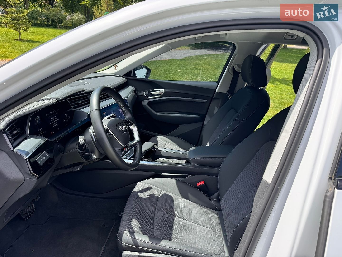 Audi e-tron 2022 VIN WAUZZZGE7NB034187 фото оголошення 39 з 66