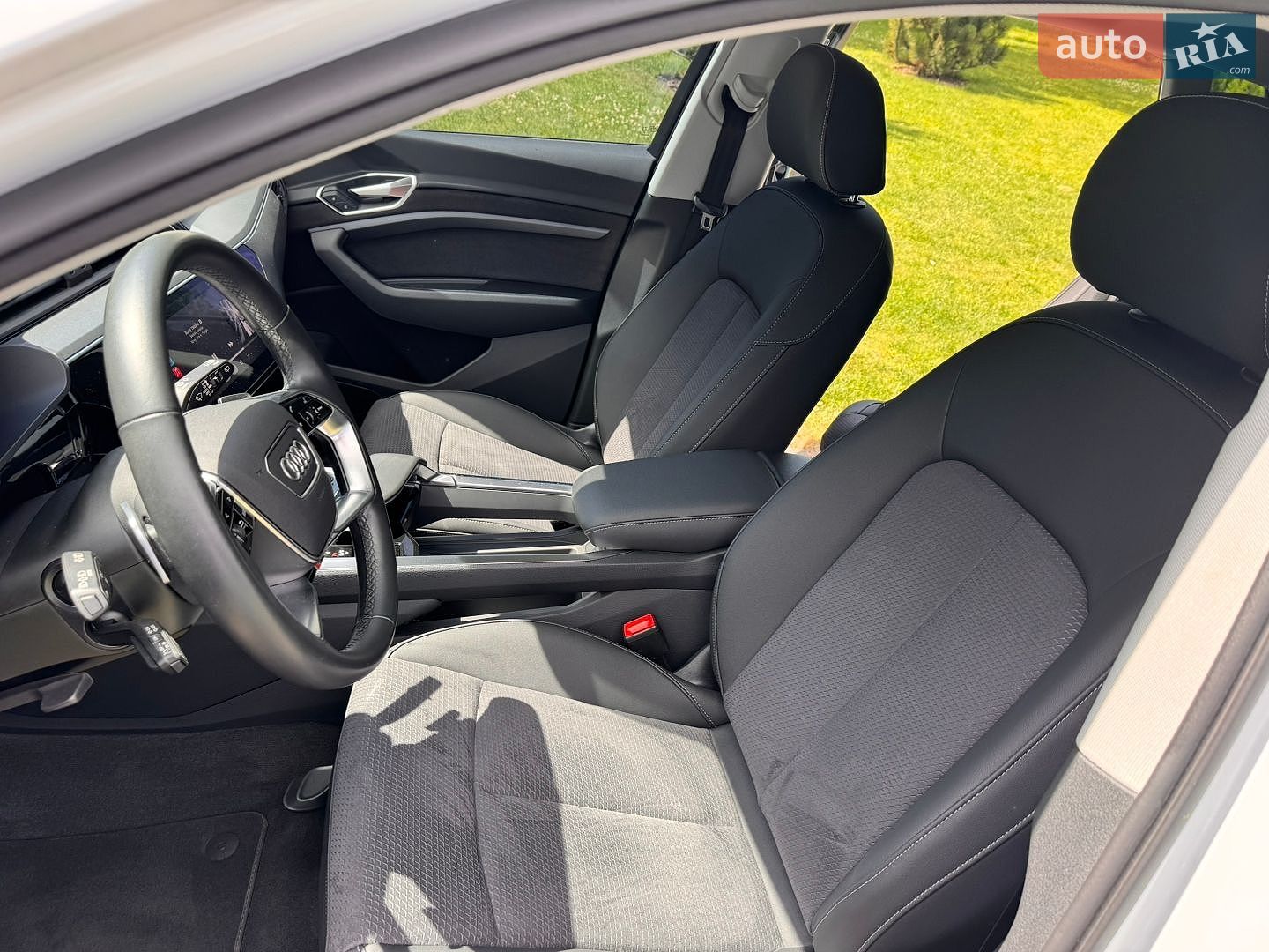 Audi e-tron 2022 VIN WAUZZZGE7NB034187 фото оголошення 42 з 66