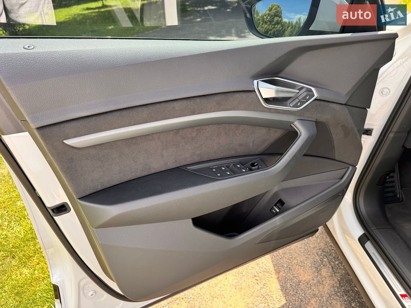 Audi e-tron 2022 VIN WAUZZZGE7NB034187 фото оголошення 40 з 66