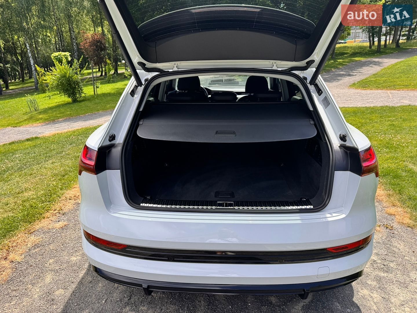 Audi e-tron 2022 VIN WAUZZZGE7NB034187 фото оголошення 51 з 66