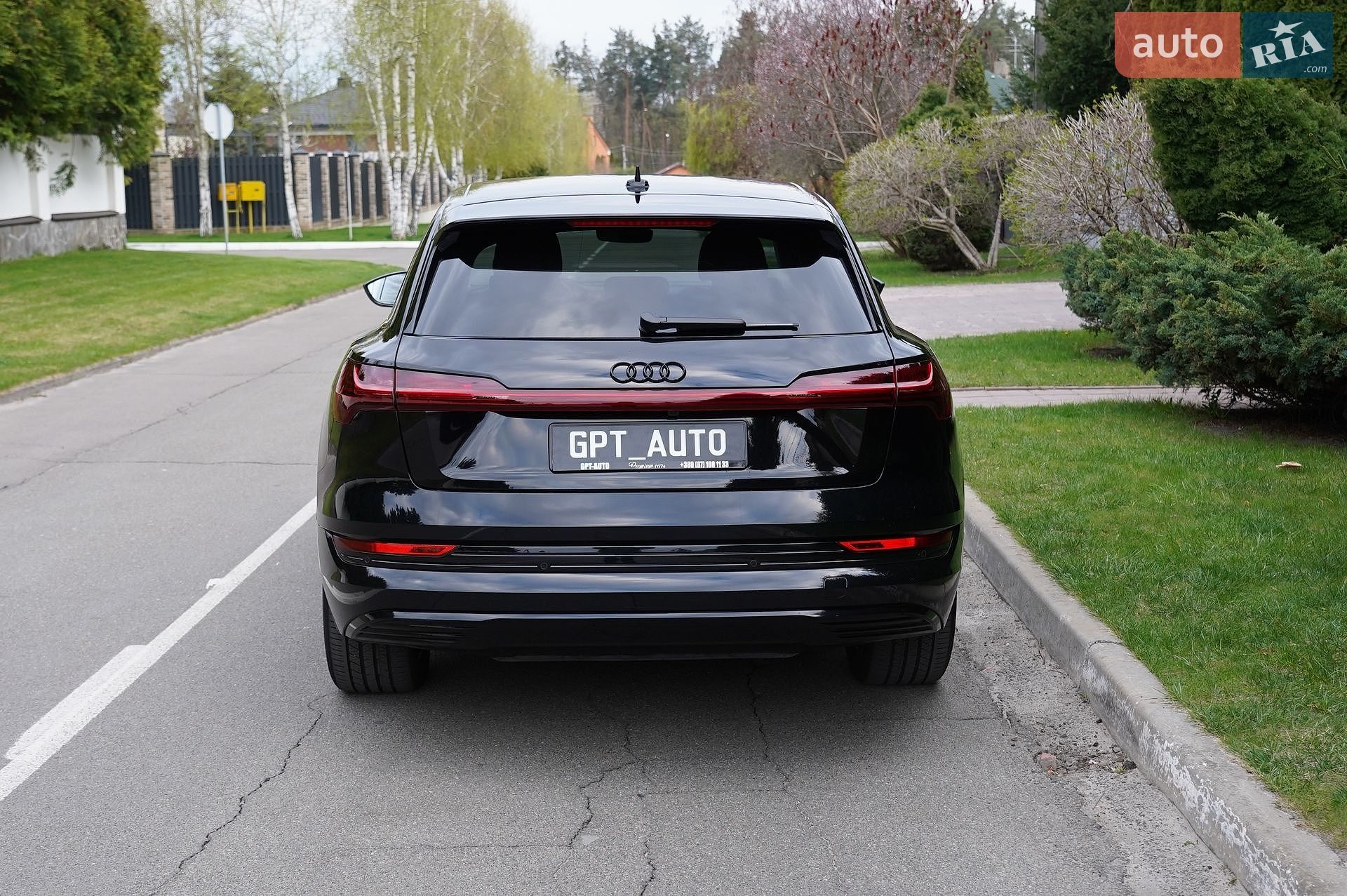 Audi e-tron 2022 VIN WAUZZZGE4NB033207 фото оголошення 11 з 31