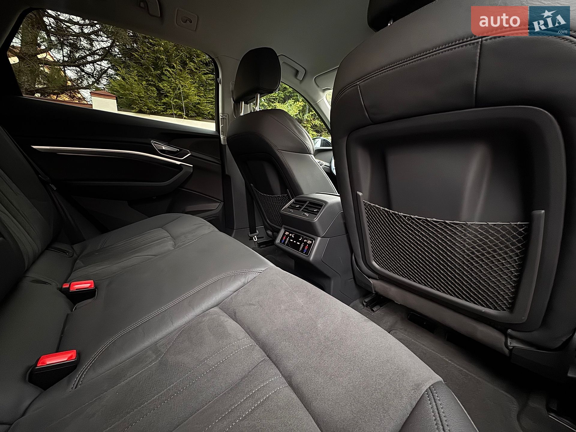 Audi e-tron 2022 VIN WAUZZZGE4NB033207 фото оголошення 29 з 31