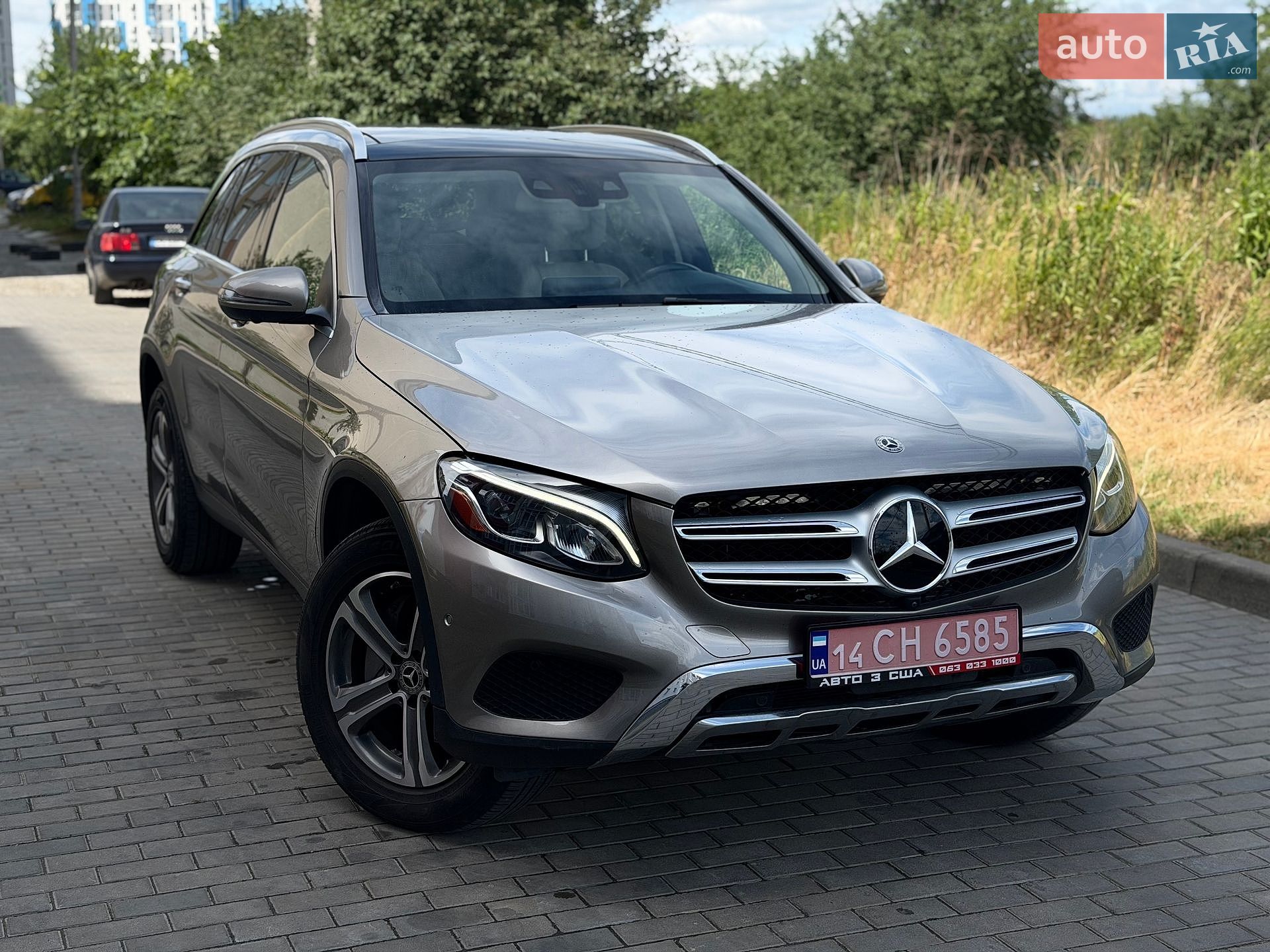 Mercedes-Benz GLC-Class 2019 VIN WDC0G4KB4KF563029 фото оголошення 2 з 53