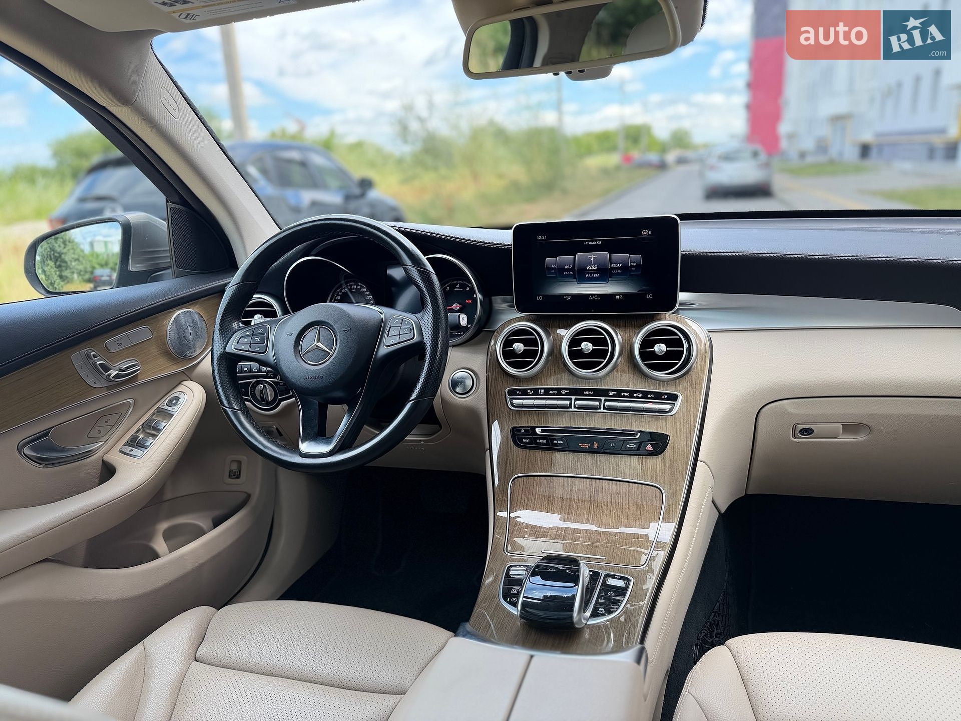 Mercedes-Benz GLC-Class 2019 VIN WDC0G4KB4KF563029 фото оголошення 37 з 53