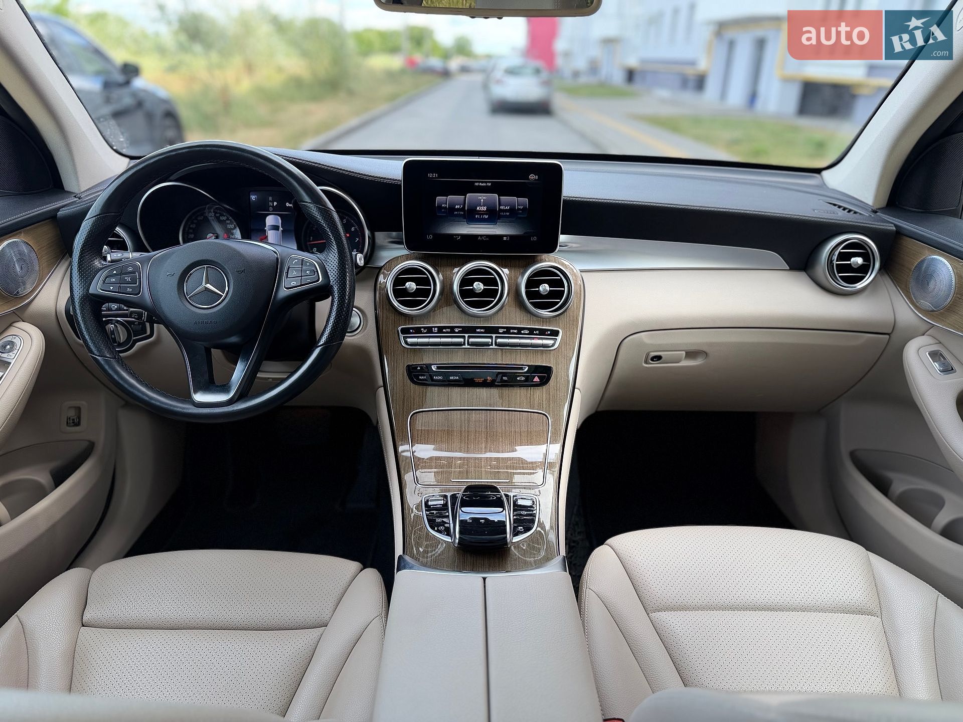 Mercedes-Benz GLC-Class 2019 VIN WDC0G4KB4KF563029 фото оголошення 40 з 53