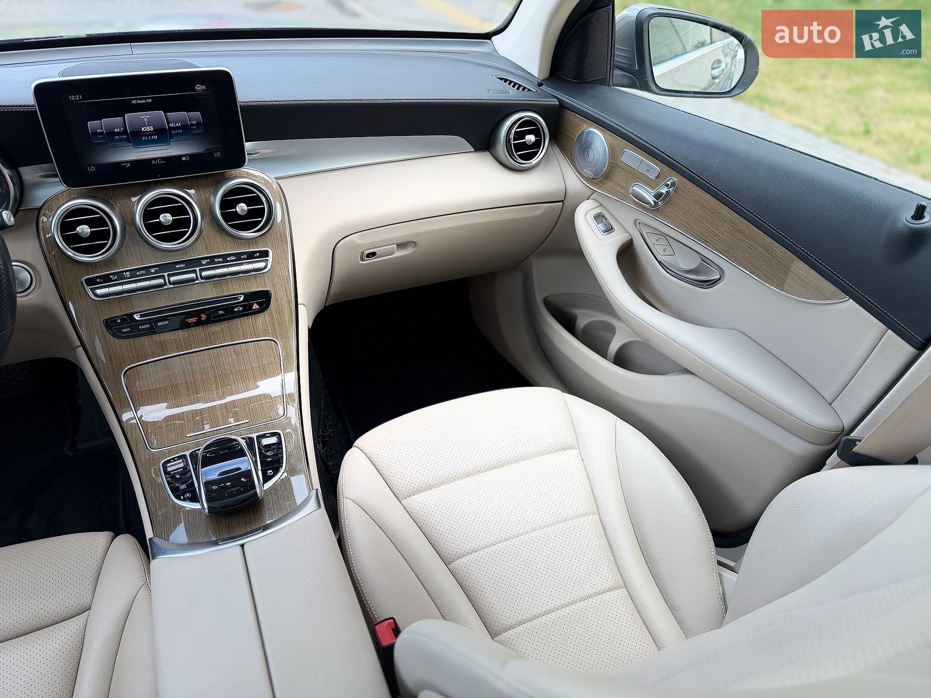 Mercedes-Benz GLC-Class 2019 VIN WDC0G4KB4KF563029 фото оголошення 41 з 53