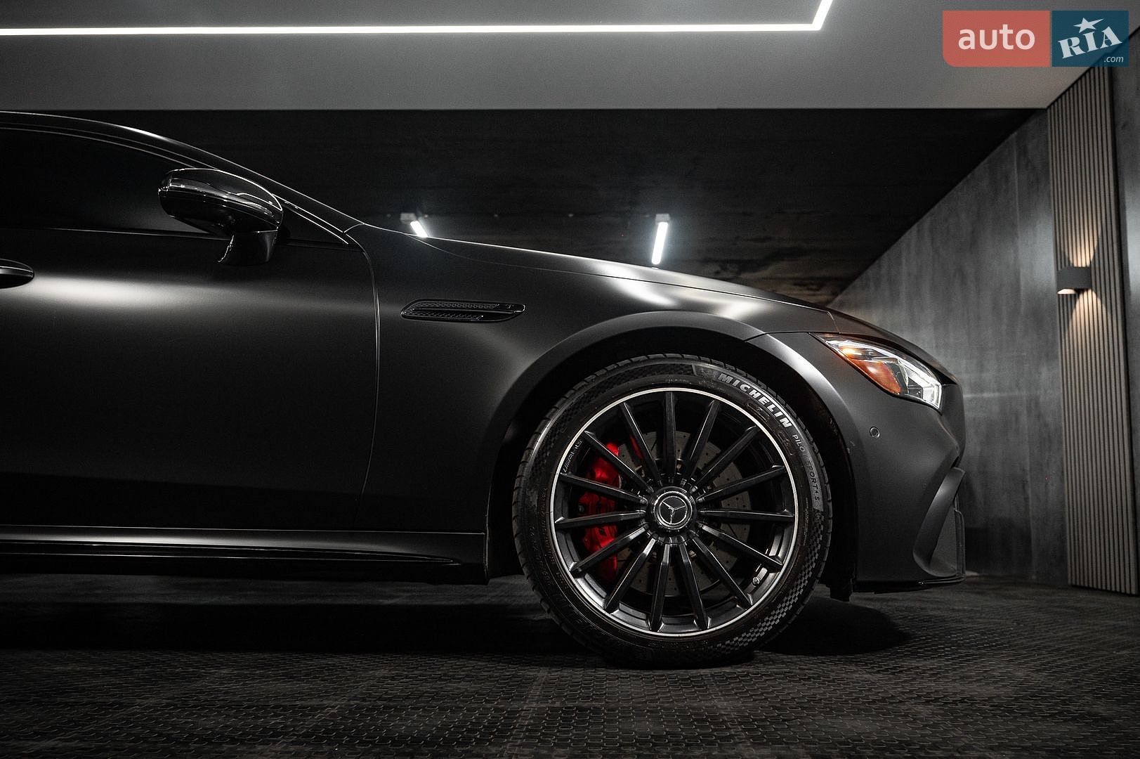 Mercedes-Benz AMG GT 4-Door Coupe 2022 VIN W1K7X5KB3PA056174 фото оголошення 4 з 31