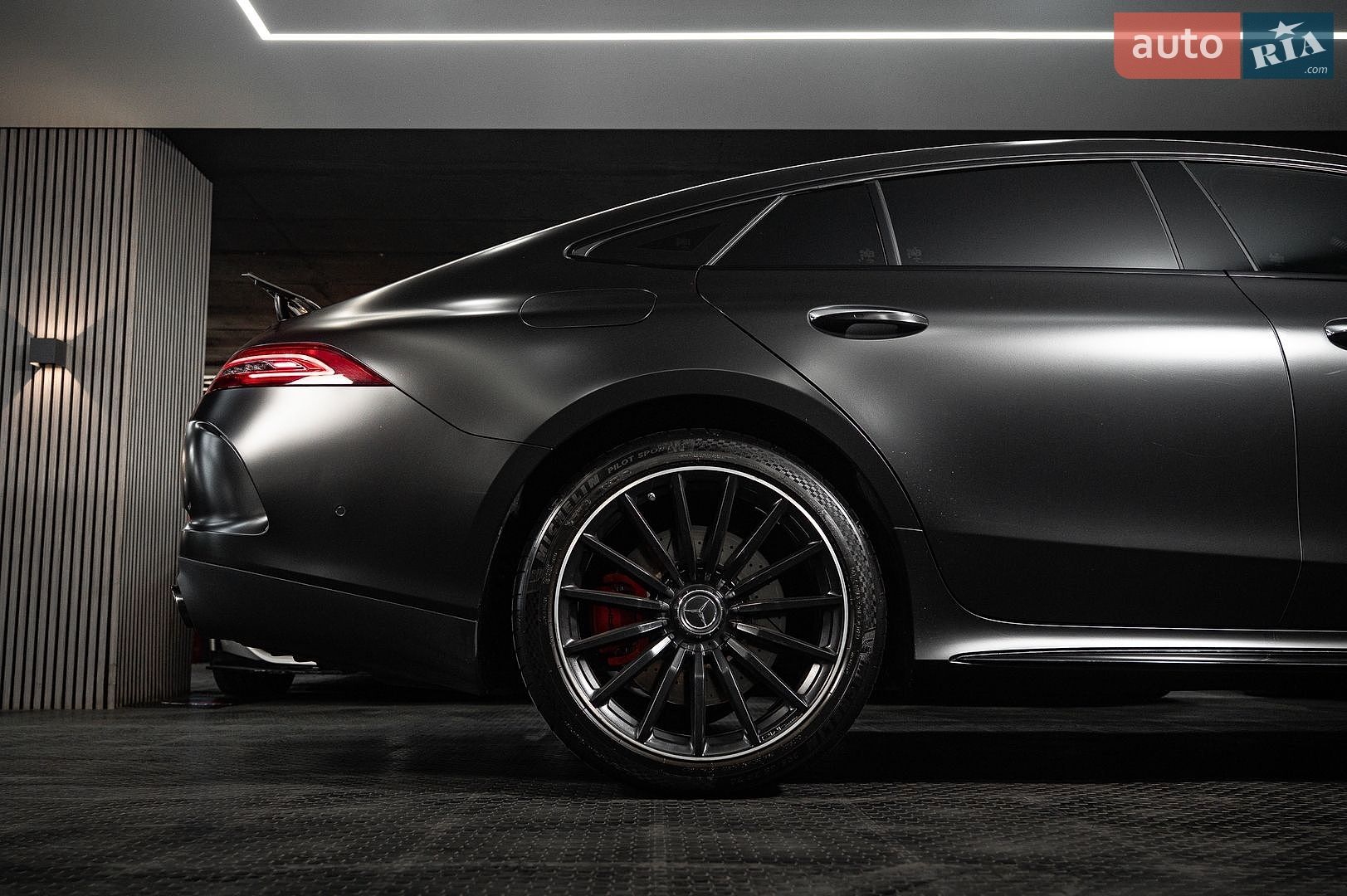 Mercedes-Benz AMG GT 4-Door Coupe 2022 VIN W1K7X5KB3PA056174 фото оголошення 13 з 31