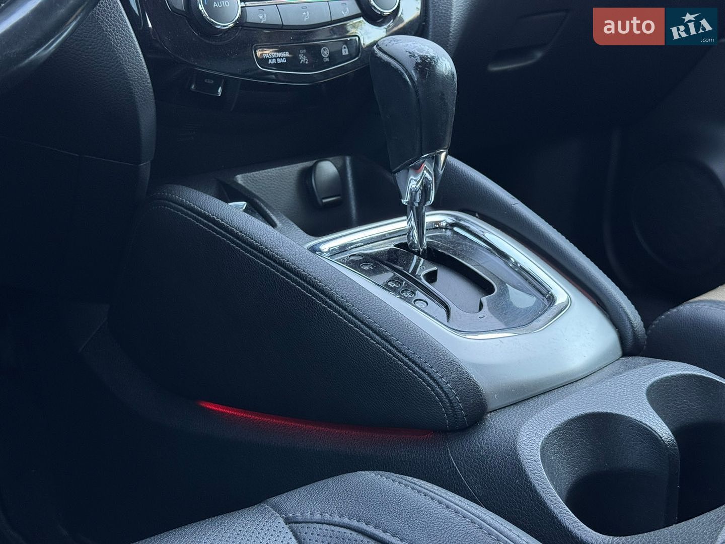 Nissan Qashqai 2014 VIN SJNFEAJ11U1289712 фото оголошення 31 з 47