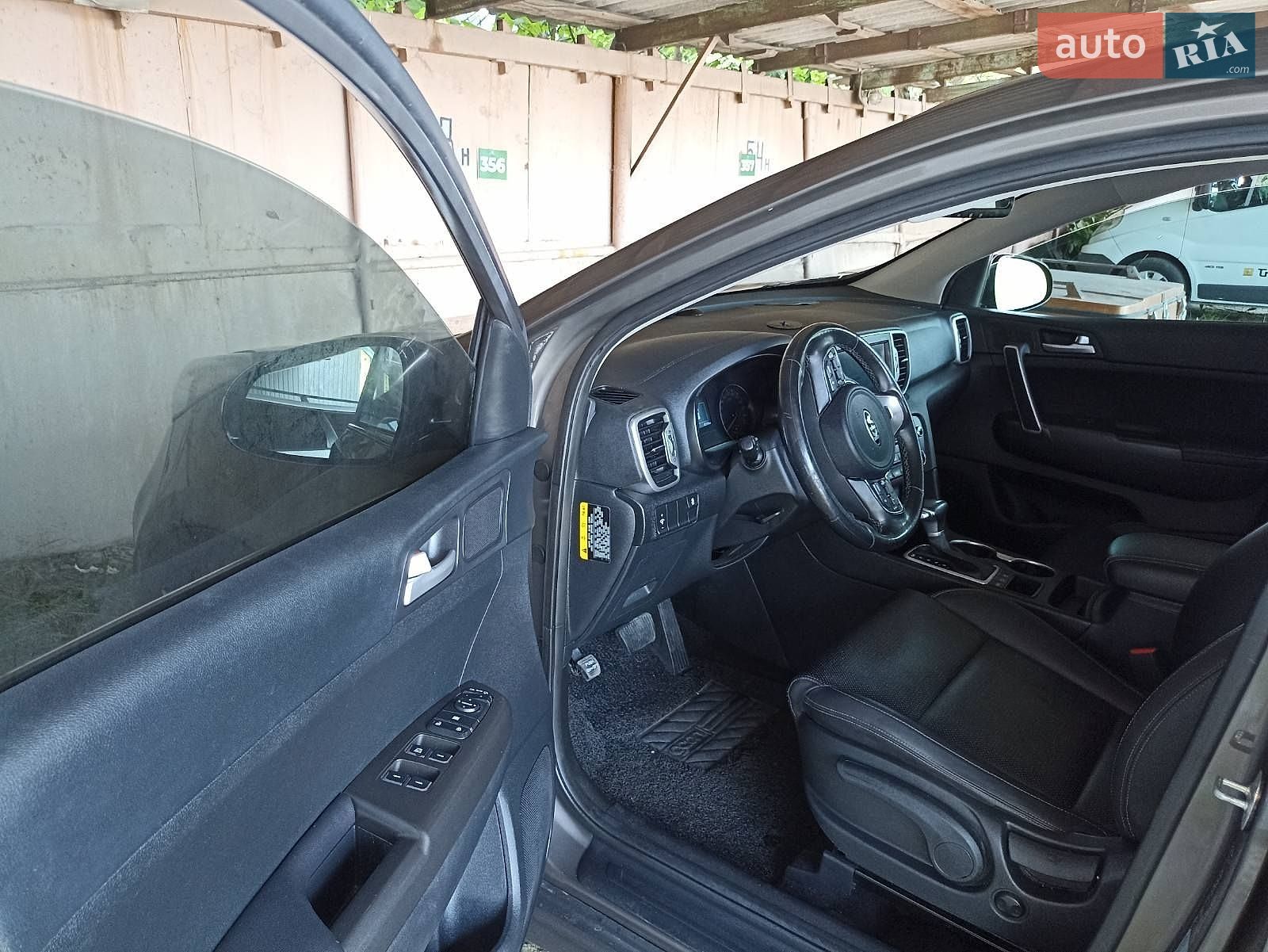 Kia Sportage 2017 VIN KNAPM813BJK425947 фото оголошення 18 з 23