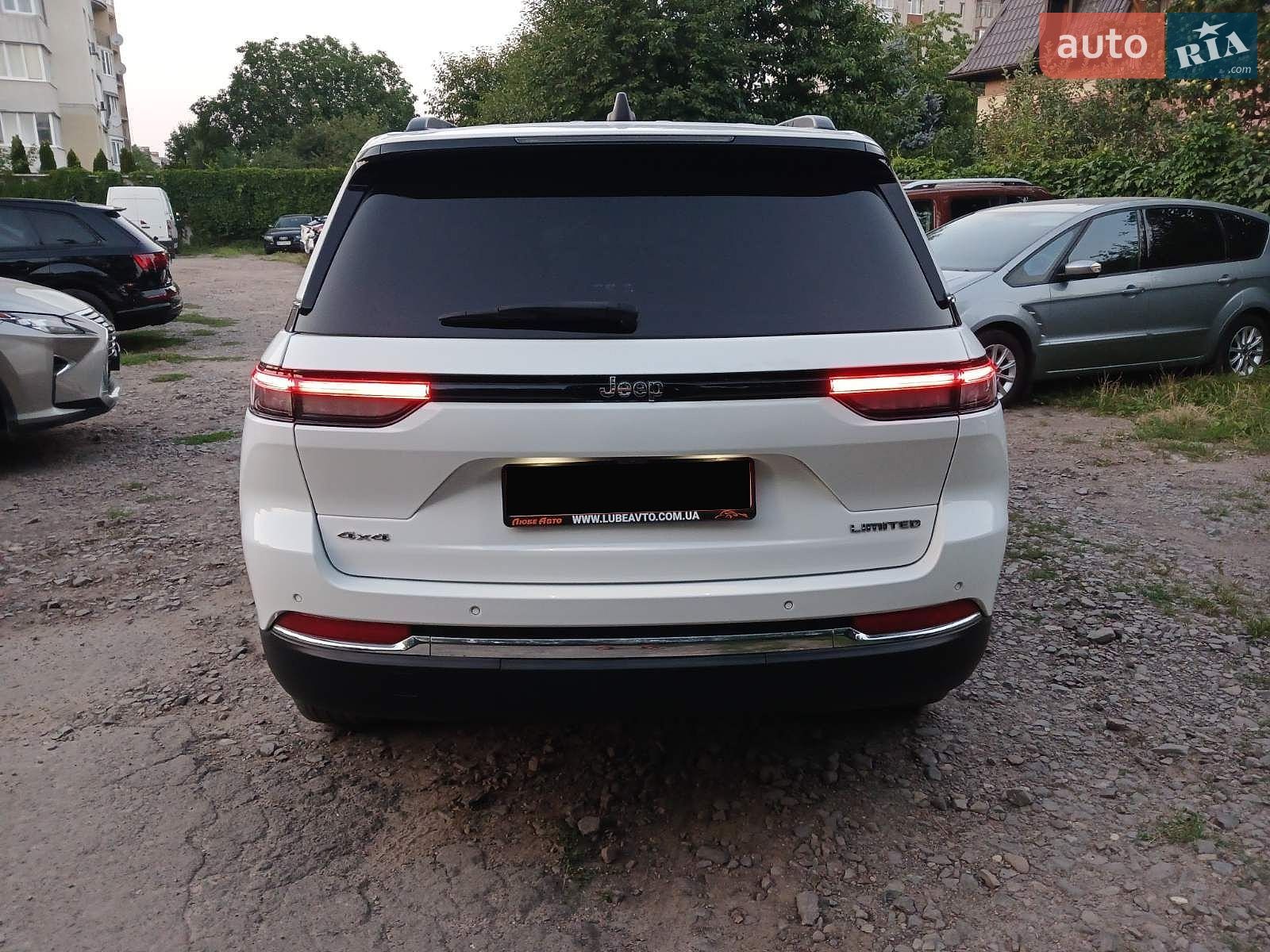 Jeep Grand Cherokee 2023 VIN 1C4RJHBGXPC619954 фото оголошення 14 з 41