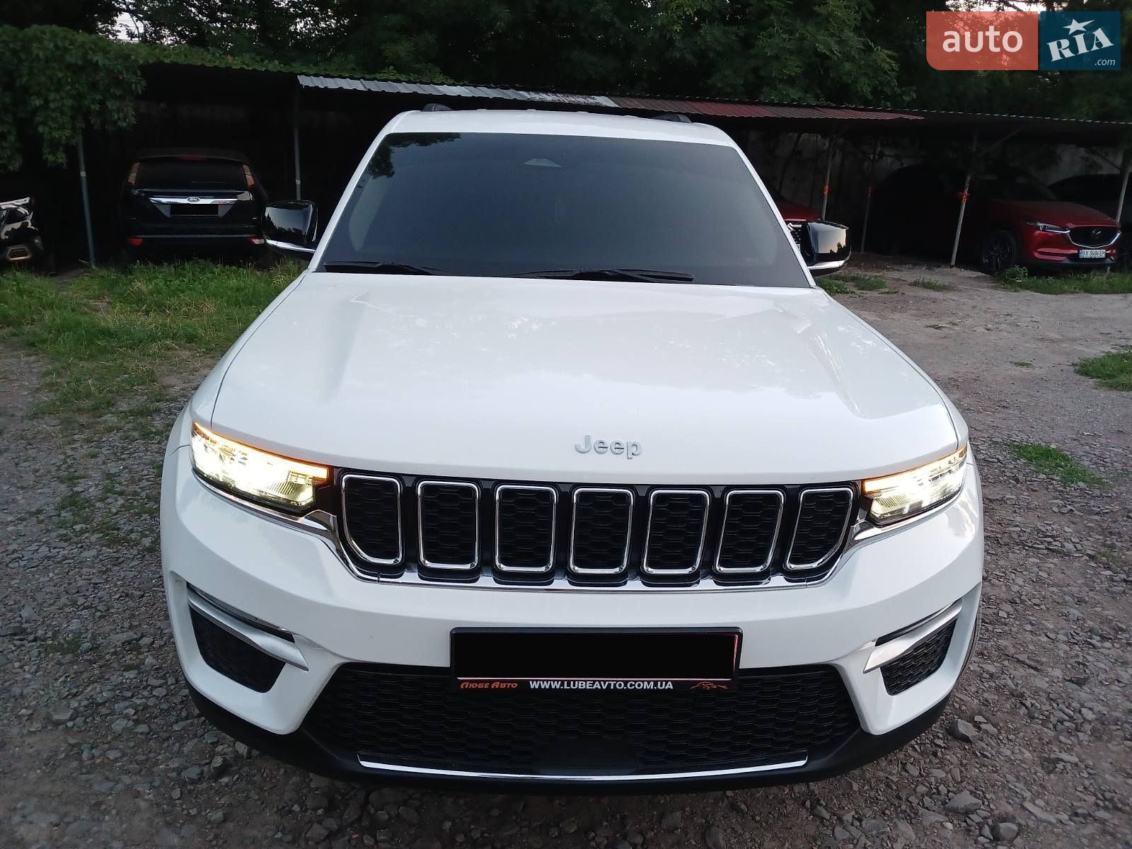 Jeep Grand Cherokee 2023 VIN 1C4RJHBGXPC619954 фото оголошення 15 з 41