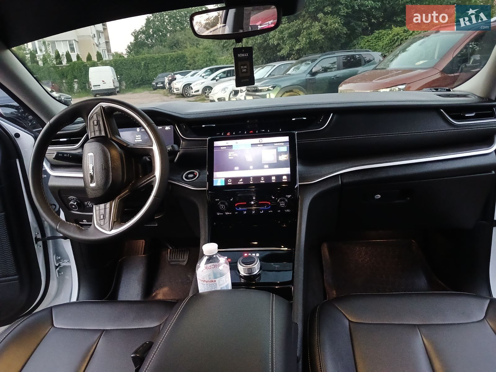 Jeep Grand Cherokee 2023 VIN 1C4RJHBGXPC619954 фото оголошення 39 з 41