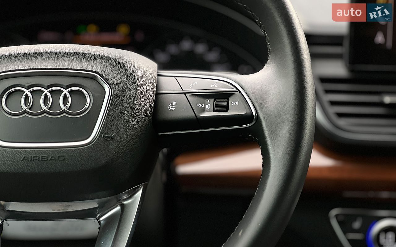 Audi Q5 2021 VIN WA1GAAFYXN2021443 фото оголошення 12 з 27