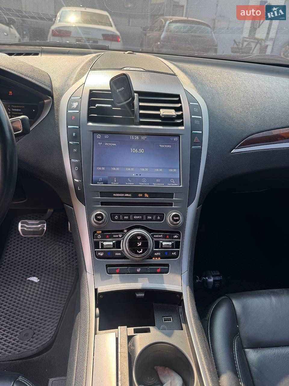Lincoln MKZ 2019 VIN 3LN6L5LU6KR624316 фото оголошення 16 з 19