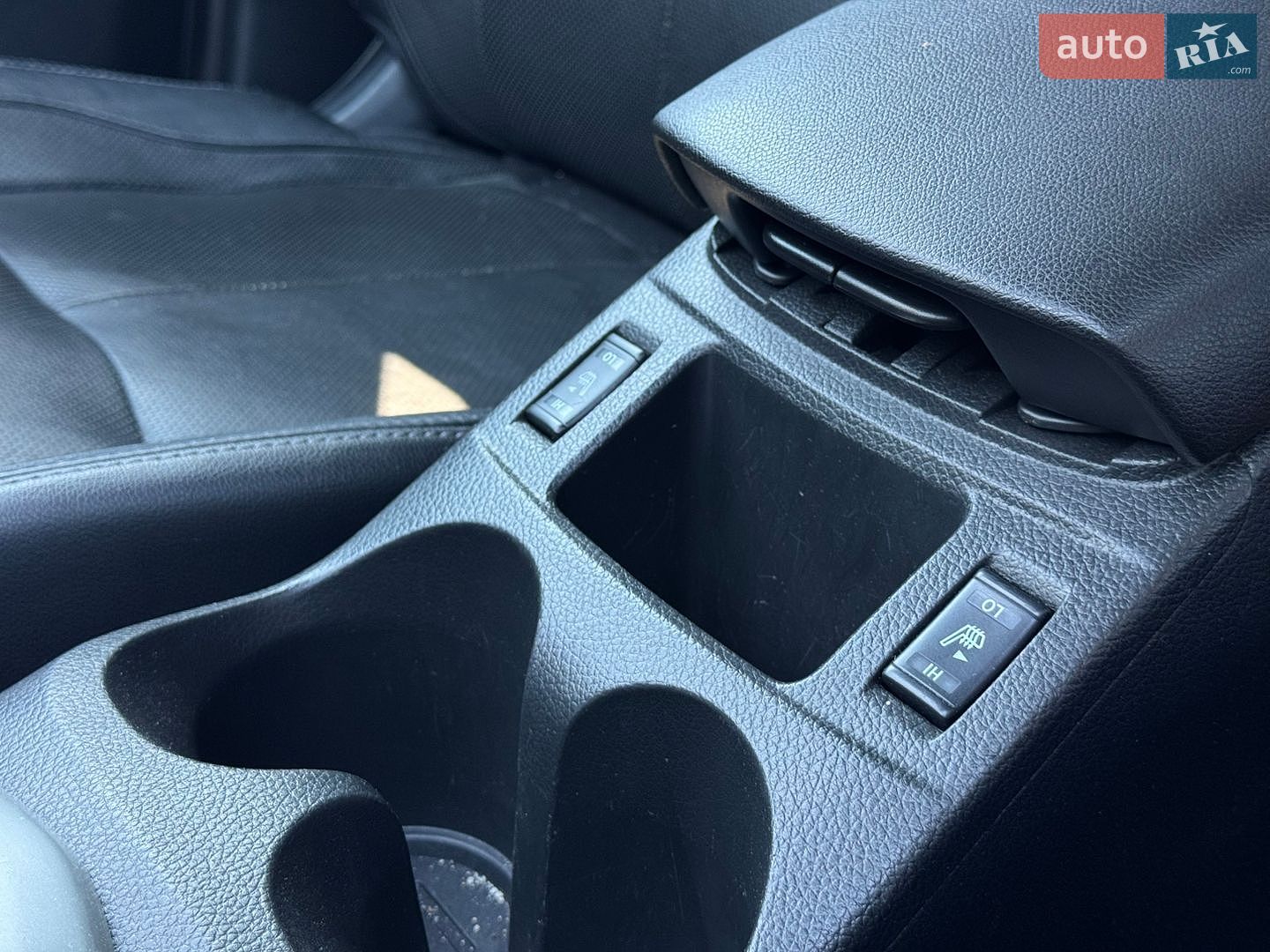 Nissan Qashqai 2014 VIN SJNFEAJ11U1289712 фото оголошення 32 з 47