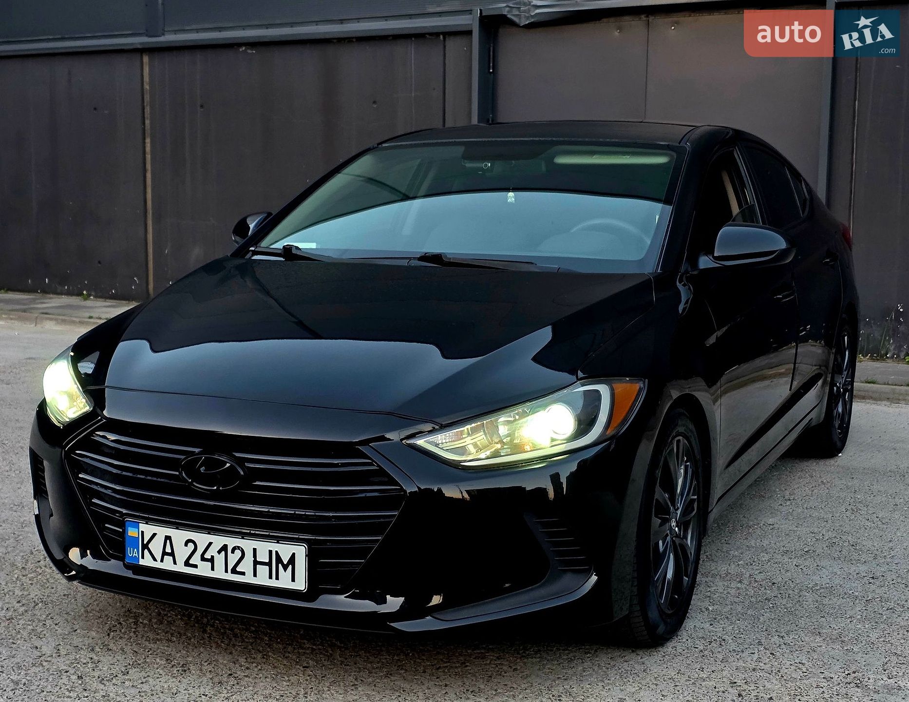 Hyundai Elantra 2017 VIN 5NPD74LF8JH269131 фото оголошення 8 з 19