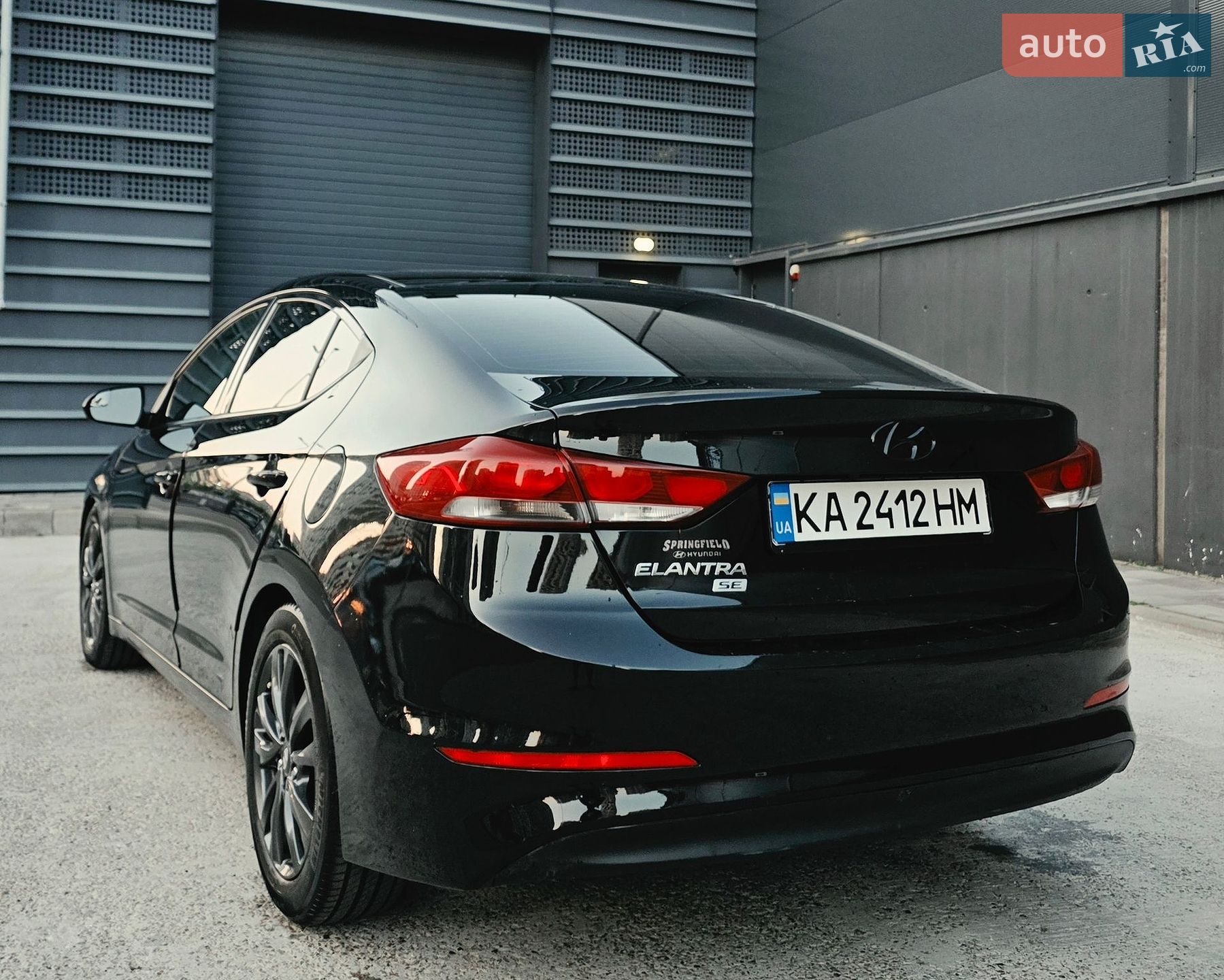 Hyundai Elantra 2017 VIN 5NPD74LF8JH269131 фото оголошення 9 з 19