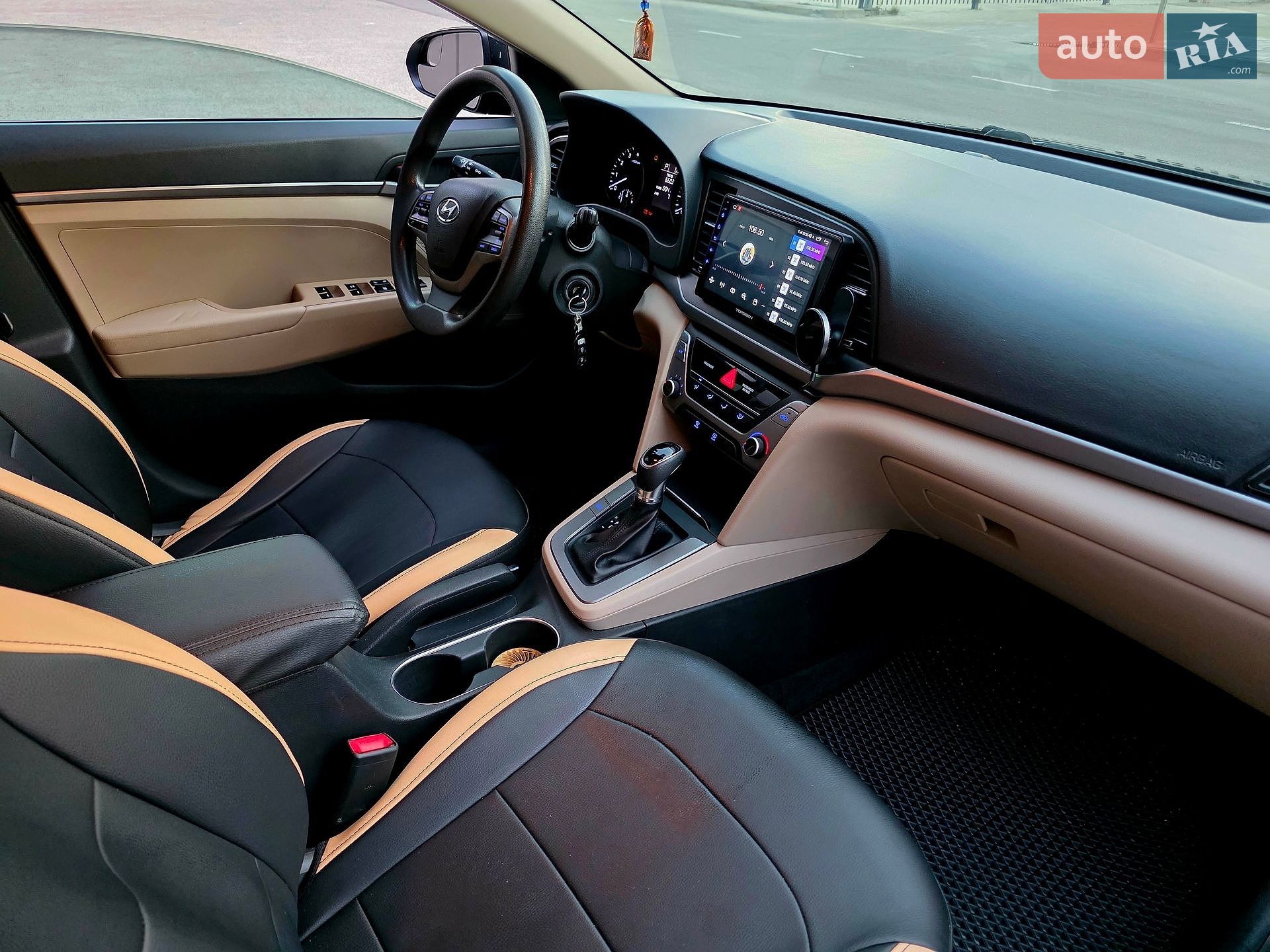 Hyundai Elantra 2017 VIN 5NPD74LF8JH269131 фото оголошення 15 з 19