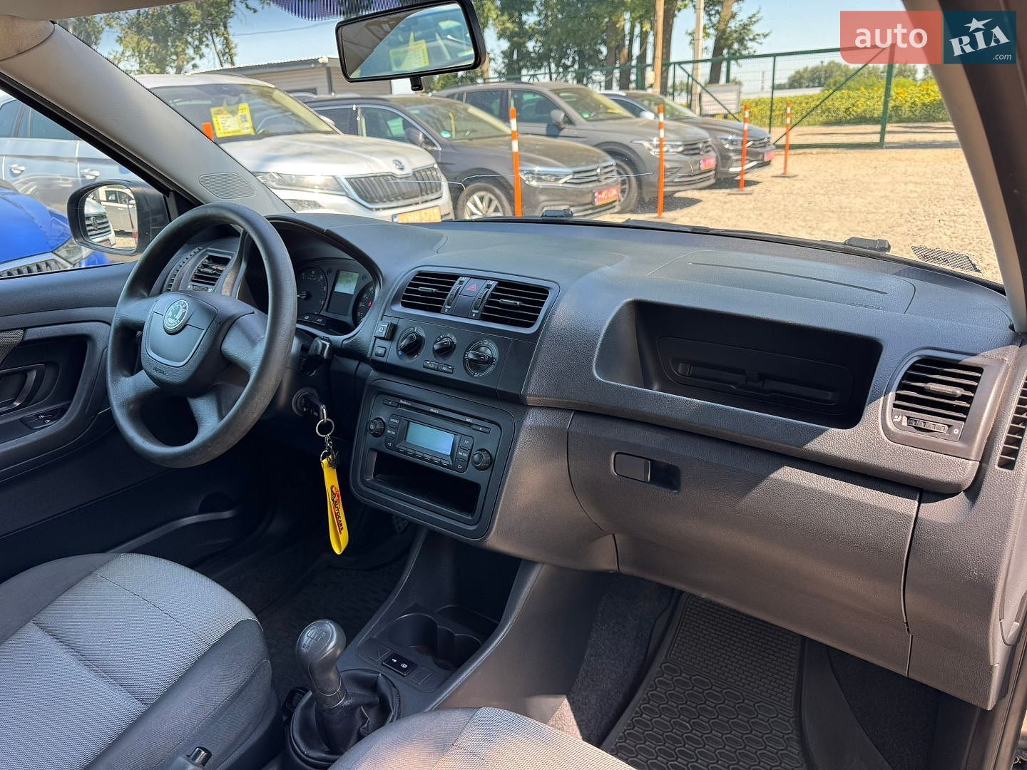 Skoda Fabia 2012 VIN TMBJC25J3C3174480 фото оголошення 10 з 34