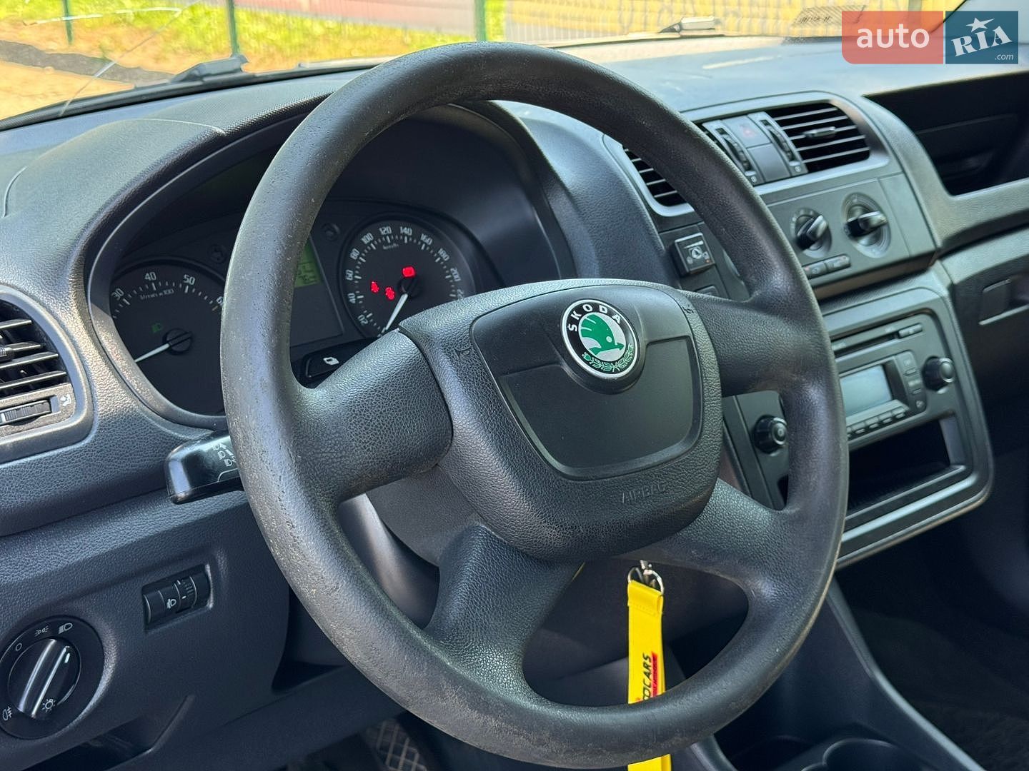 Skoda Fabia 2012 VIN TMBJC25J3C3174480 фото оголошення 13 з 34