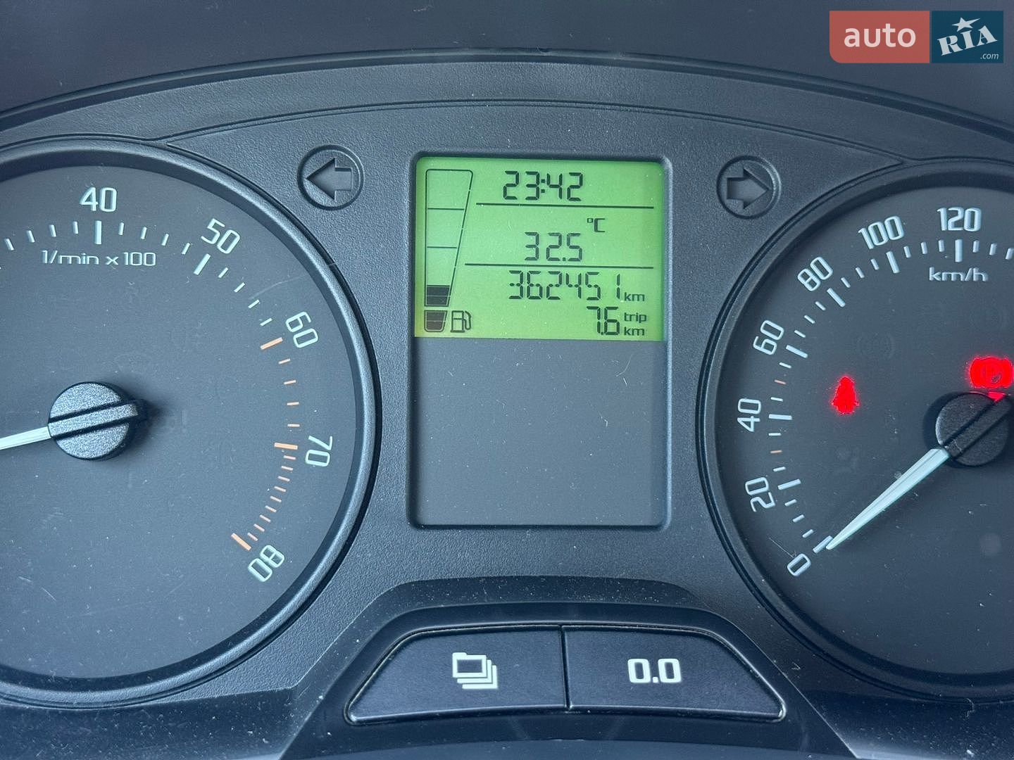 Skoda Fabia 2012 VIN TMBJC25J3C3174480 фото оголошення 14 з 34