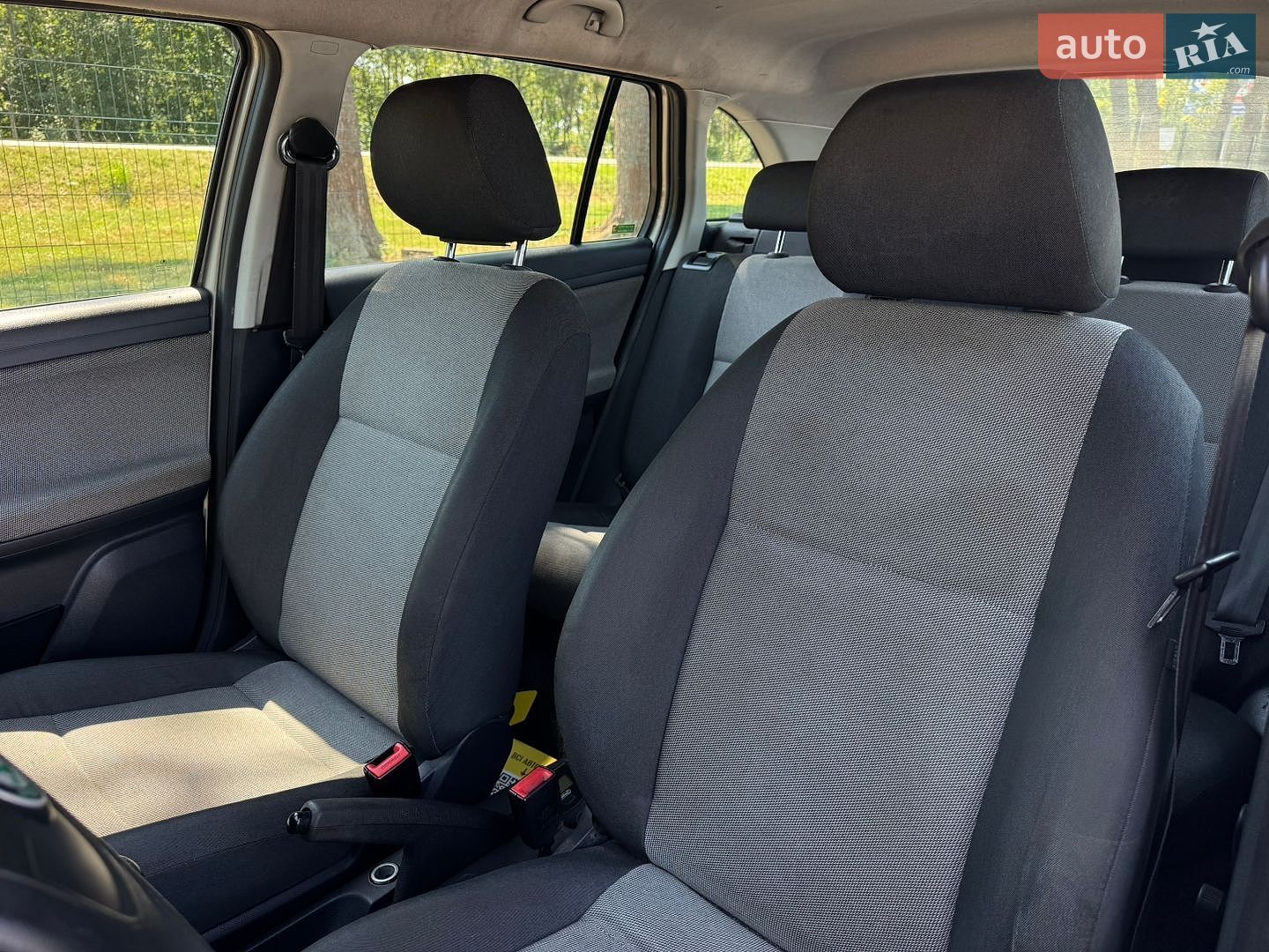 Skoda Fabia 2012 VIN TMBJC25J3C3174480 фото оголошення 12 з 34