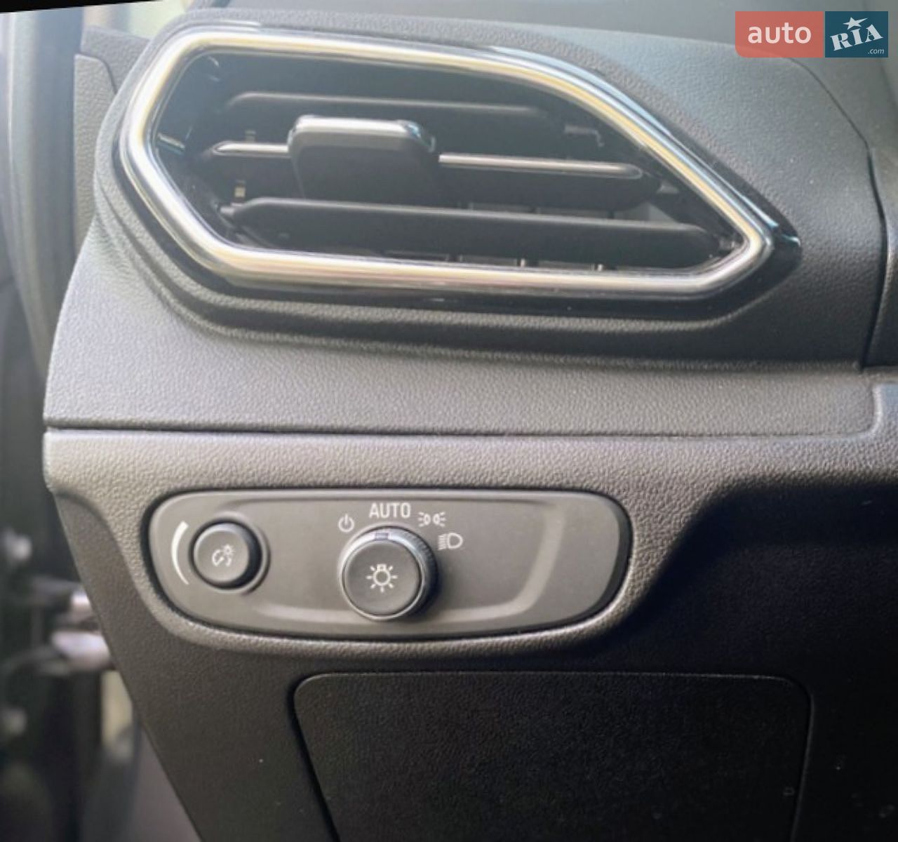 Chevrolet Bolt EV 2023 VIN 1G1FW6S05P4205978 фото оголошення 11 з 14