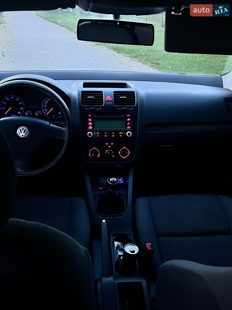 Volkswagen Golf 2005 VIN WVWZZZ1KZ6W014327 фото оголошення 7 з 7