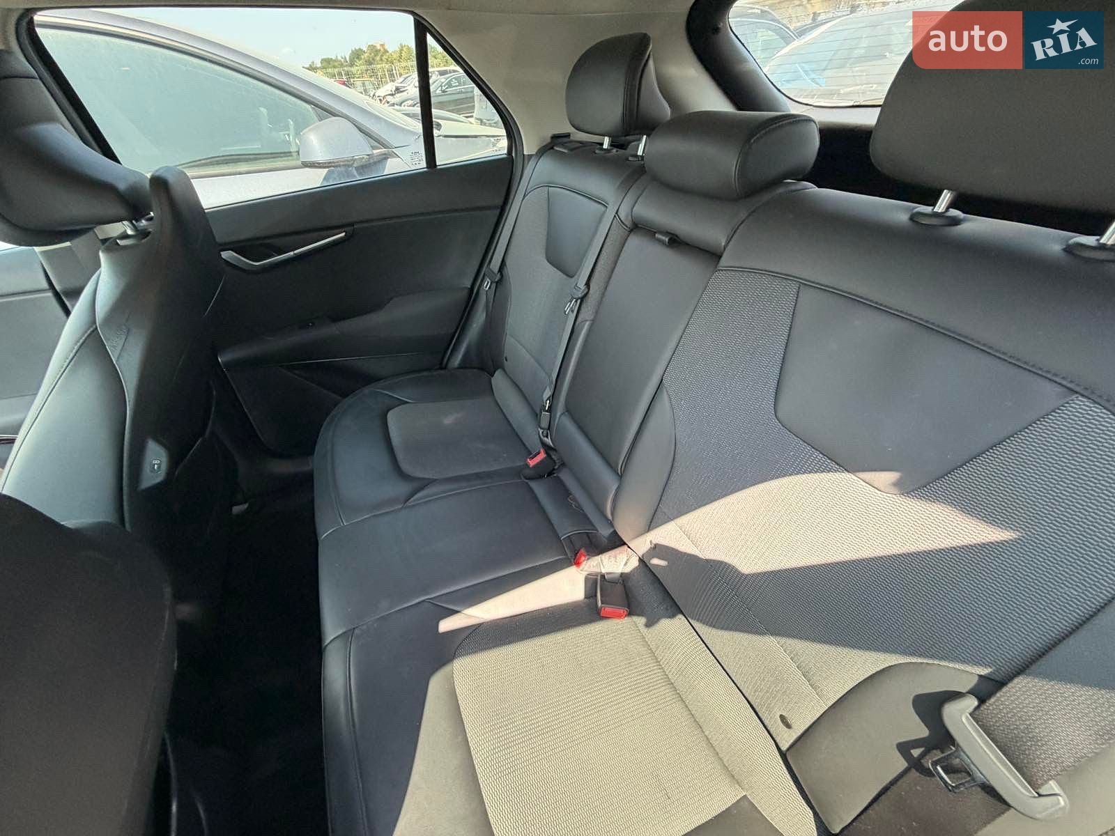 Kia Niro 2023 VIN KNDCR3L10P5071480 фото оголошення 19 з 21