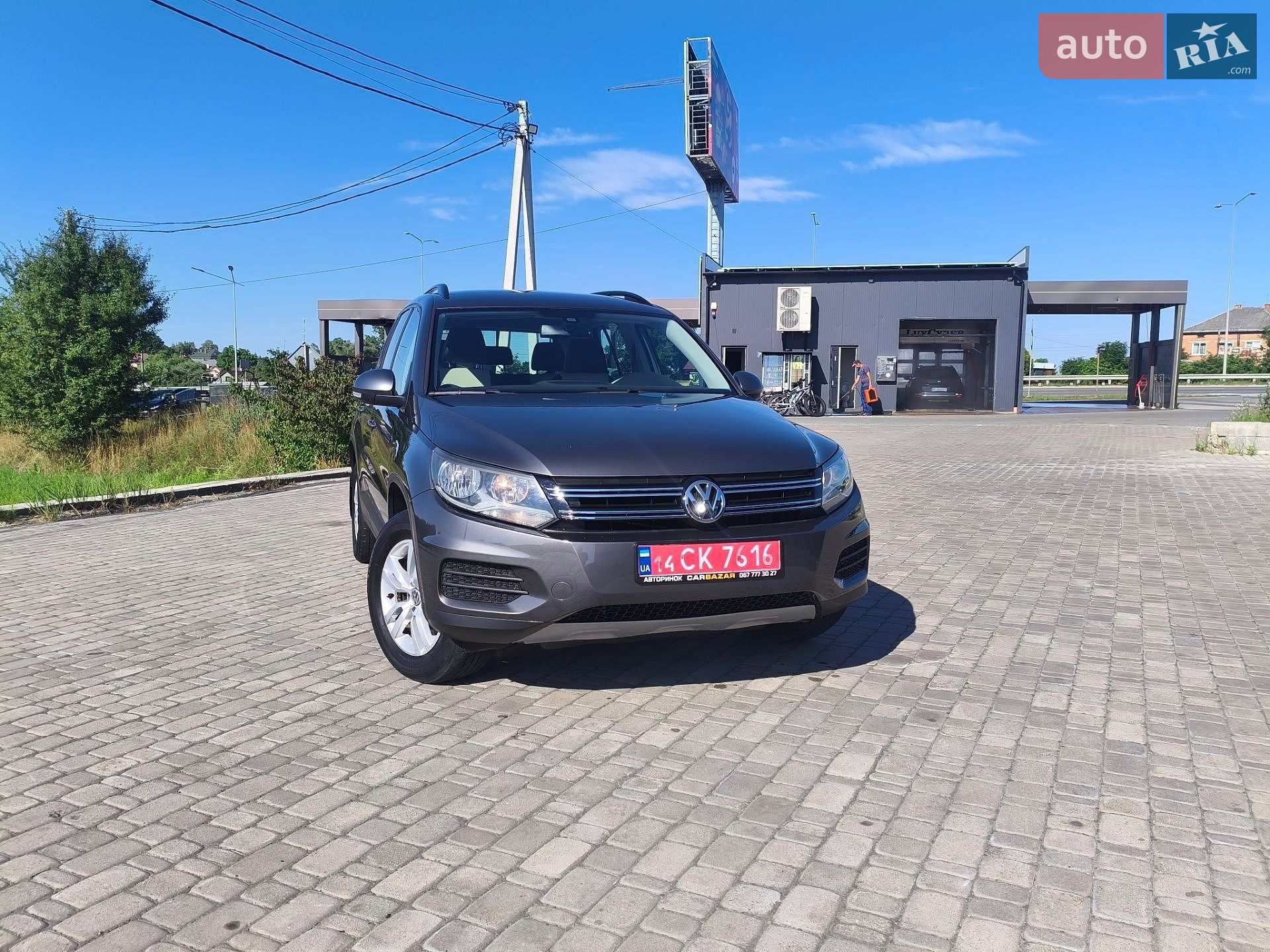 Volkswagen Tiguan 2016 VIN WVGBV7AXXGW594923 фото оголошення 2 з 44