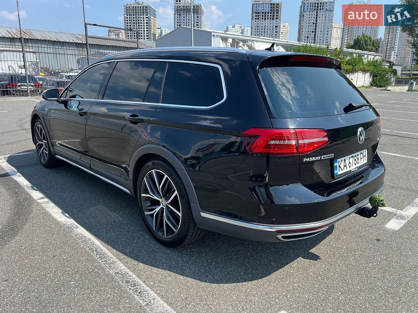 Volkswagen Passat Alltrack 2017 VIN WVWZZZ3CZHE126452 фото оголошення 7 з 75