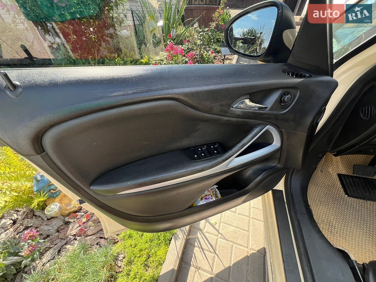 Opel Zafira 2014 VIN W0LPD9EN4E2087486 фото оголошення 21 з 28